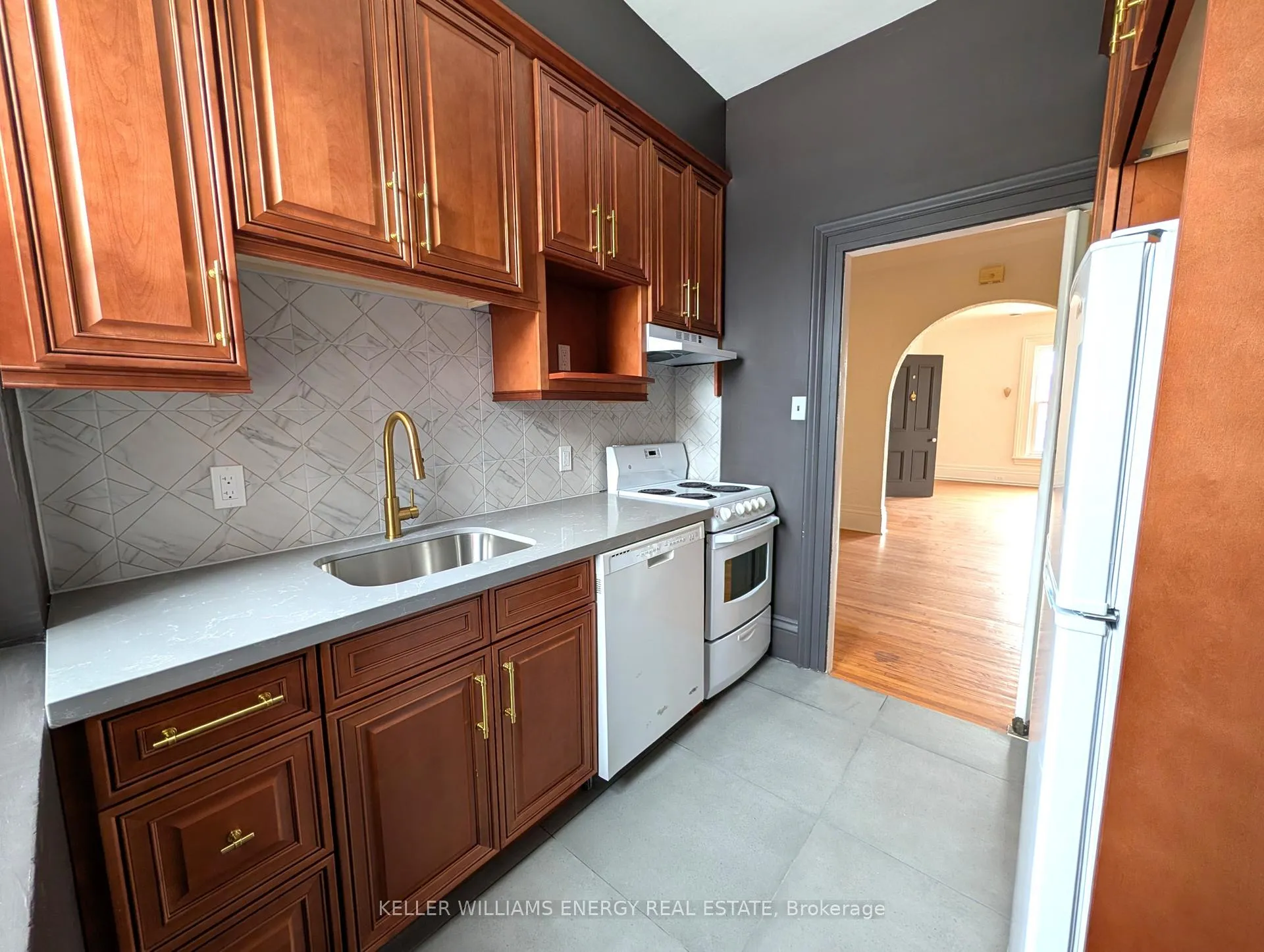 Photo 26 of Unit Unit 3, 35 King Street, Prince Edward County, Picton Ward — HOMEH