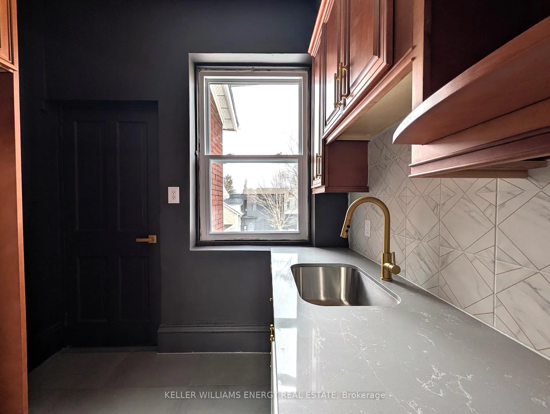 Photo 27 of Unit Unit 3, 35 King Street, Prince Edward County, Picton Ward — HOMEH