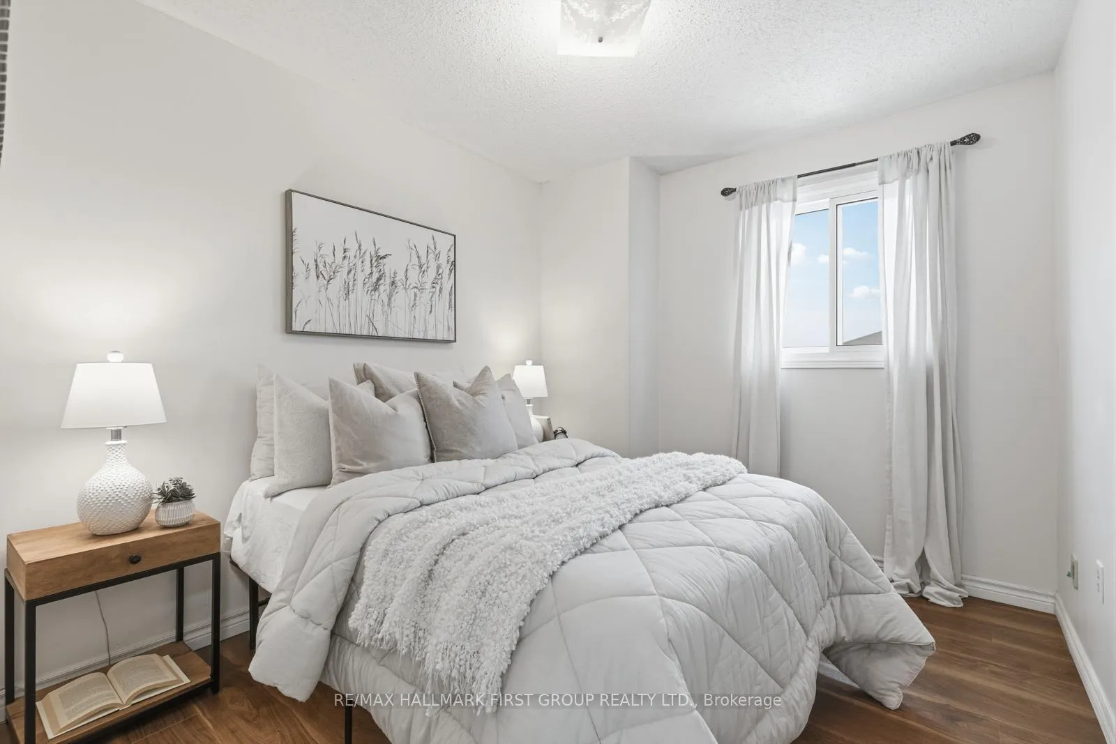 Photo 13 of 164 Wright Crescent, Ajax, Central — HOMEH