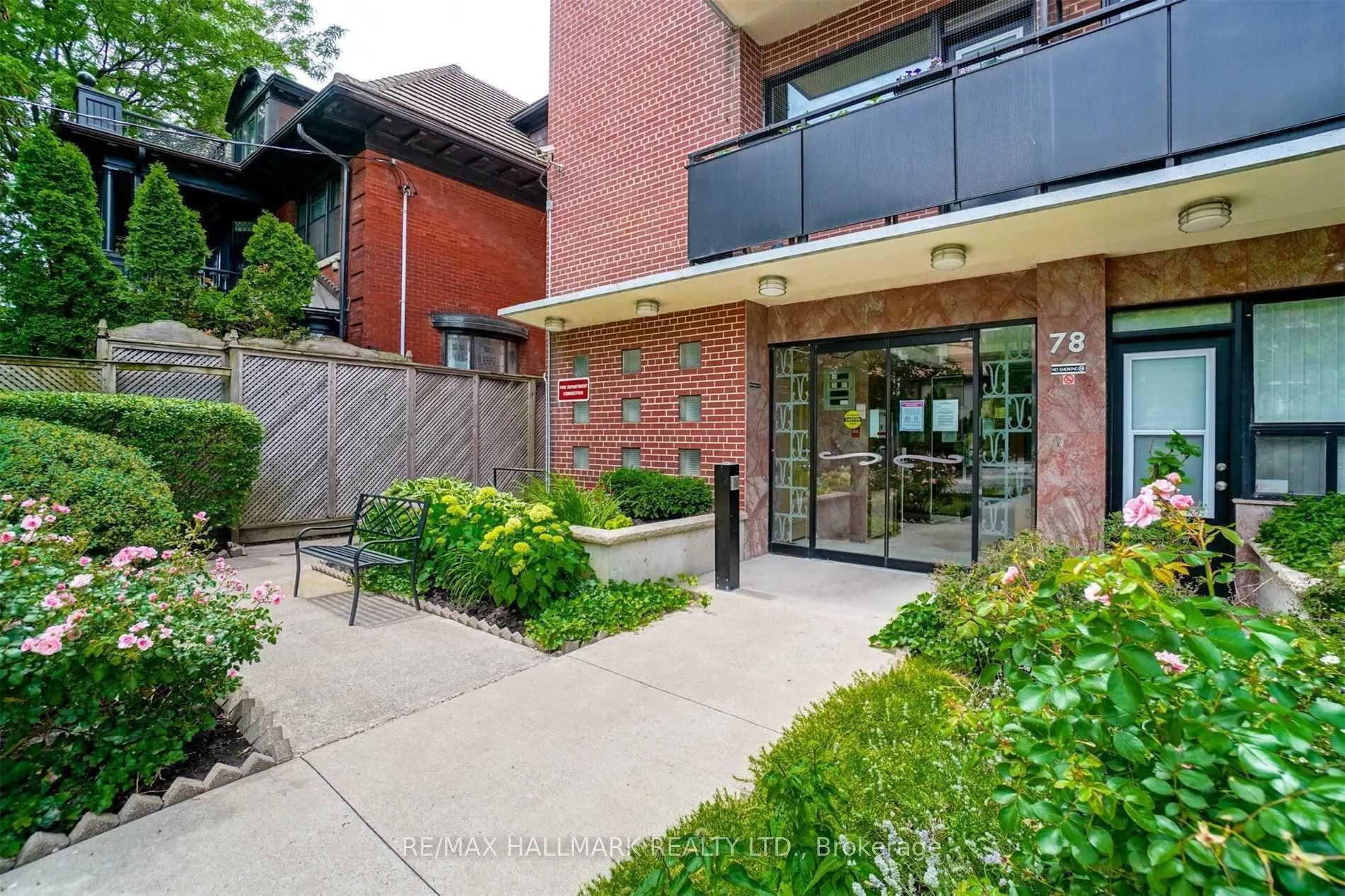Front of Unit 108, 78 Warren Road