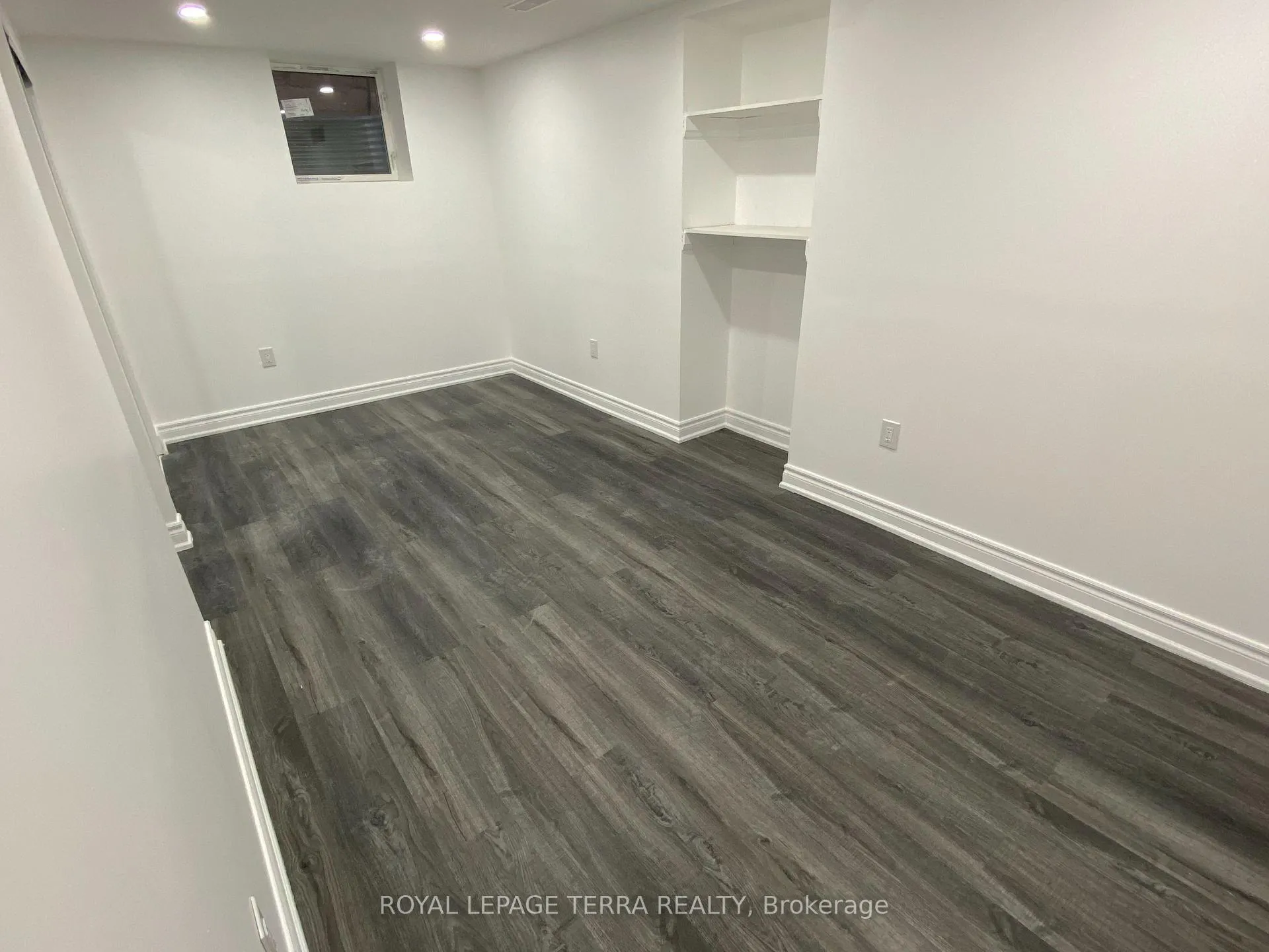 Photo 4 of Unit Basement, 44 Howling Crescent, Ajax, South East — HOMEH