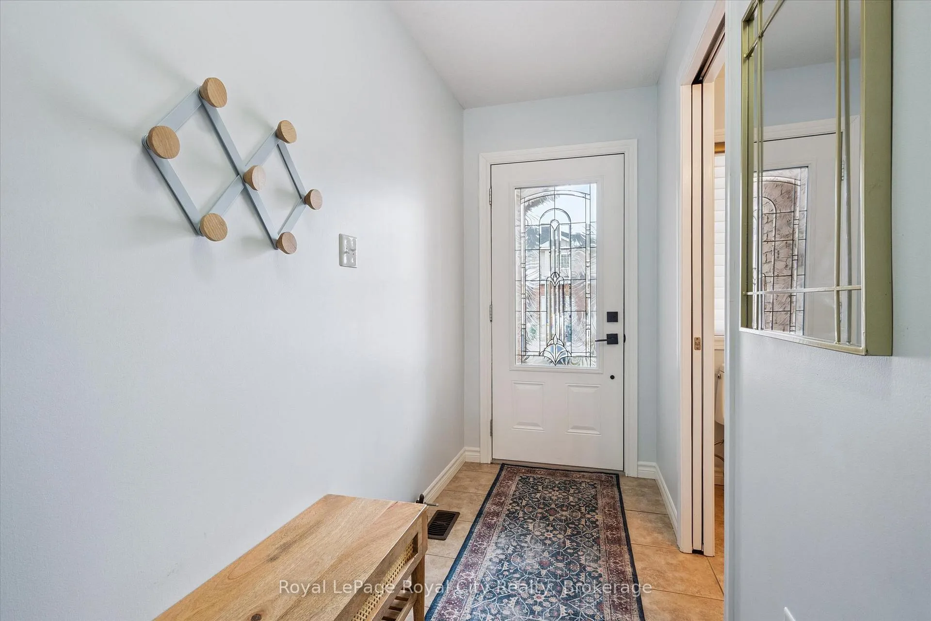 Photo 4 of 108 Mussen Street, Guelph, Victoria North — HOMEH