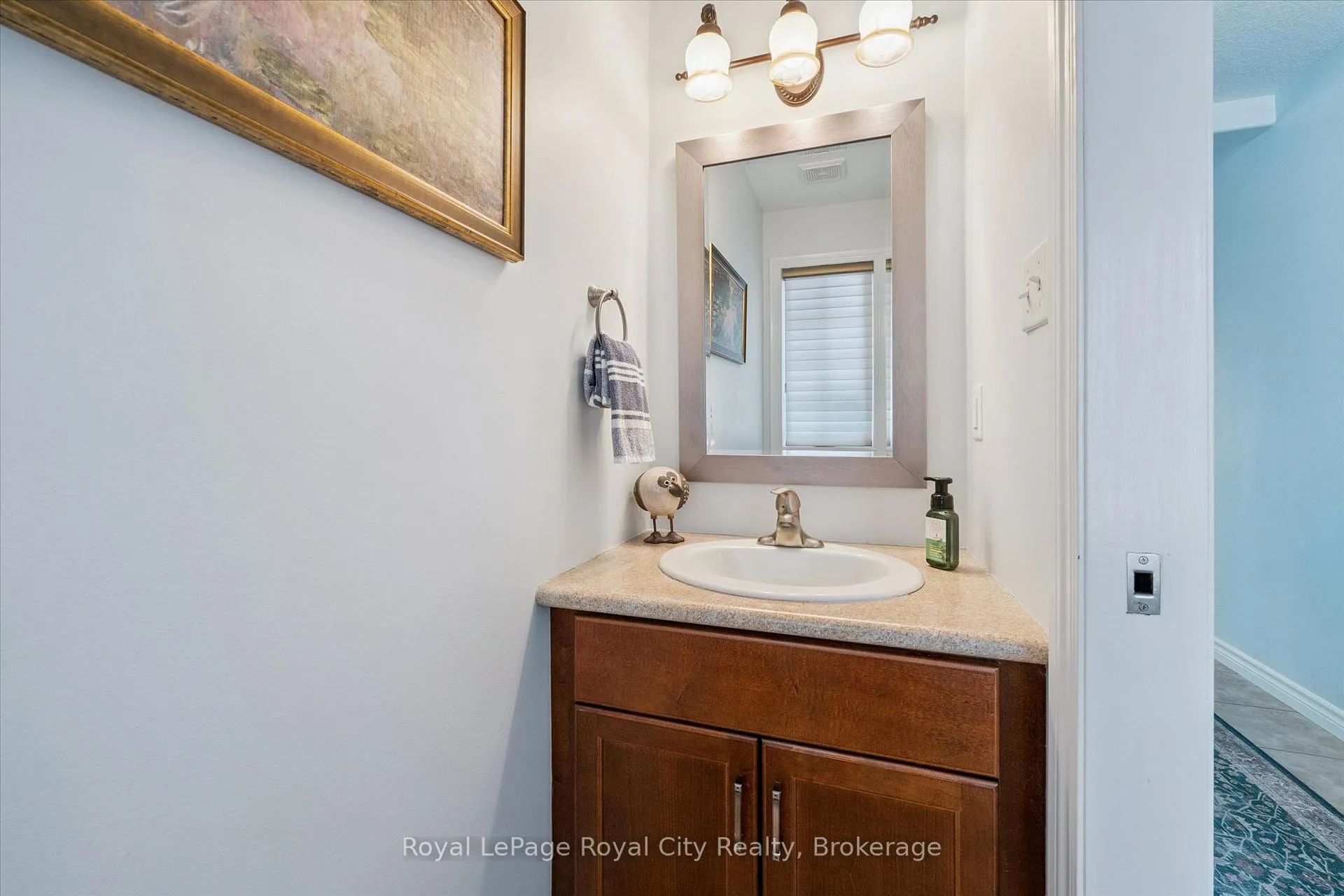 Photo 19 of 108 Mussen Street, Guelph, Victoria North — HOMEH