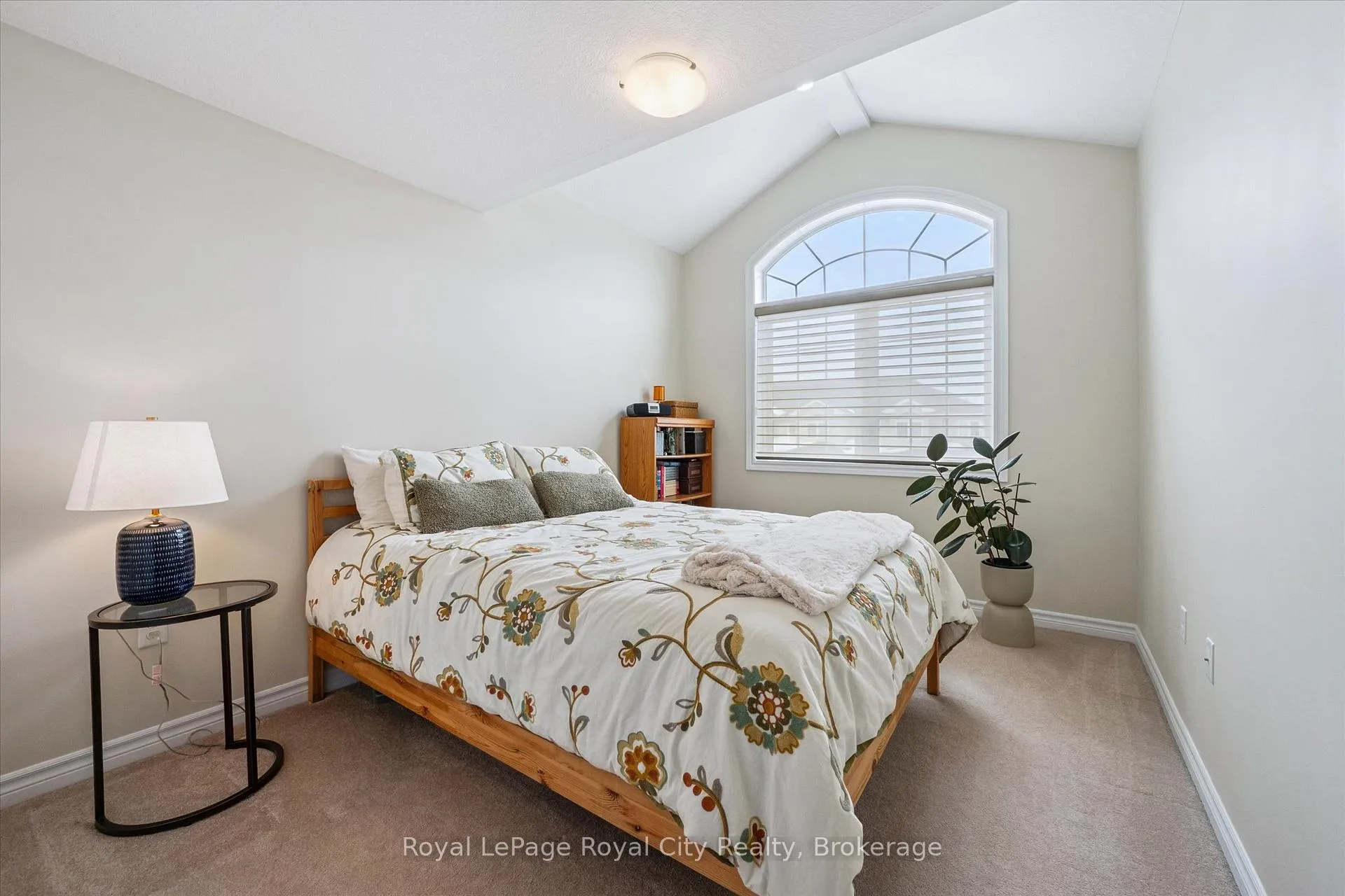 Photo 21 of 108 Mussen Street, Guelph, Victoria North — HOMEH