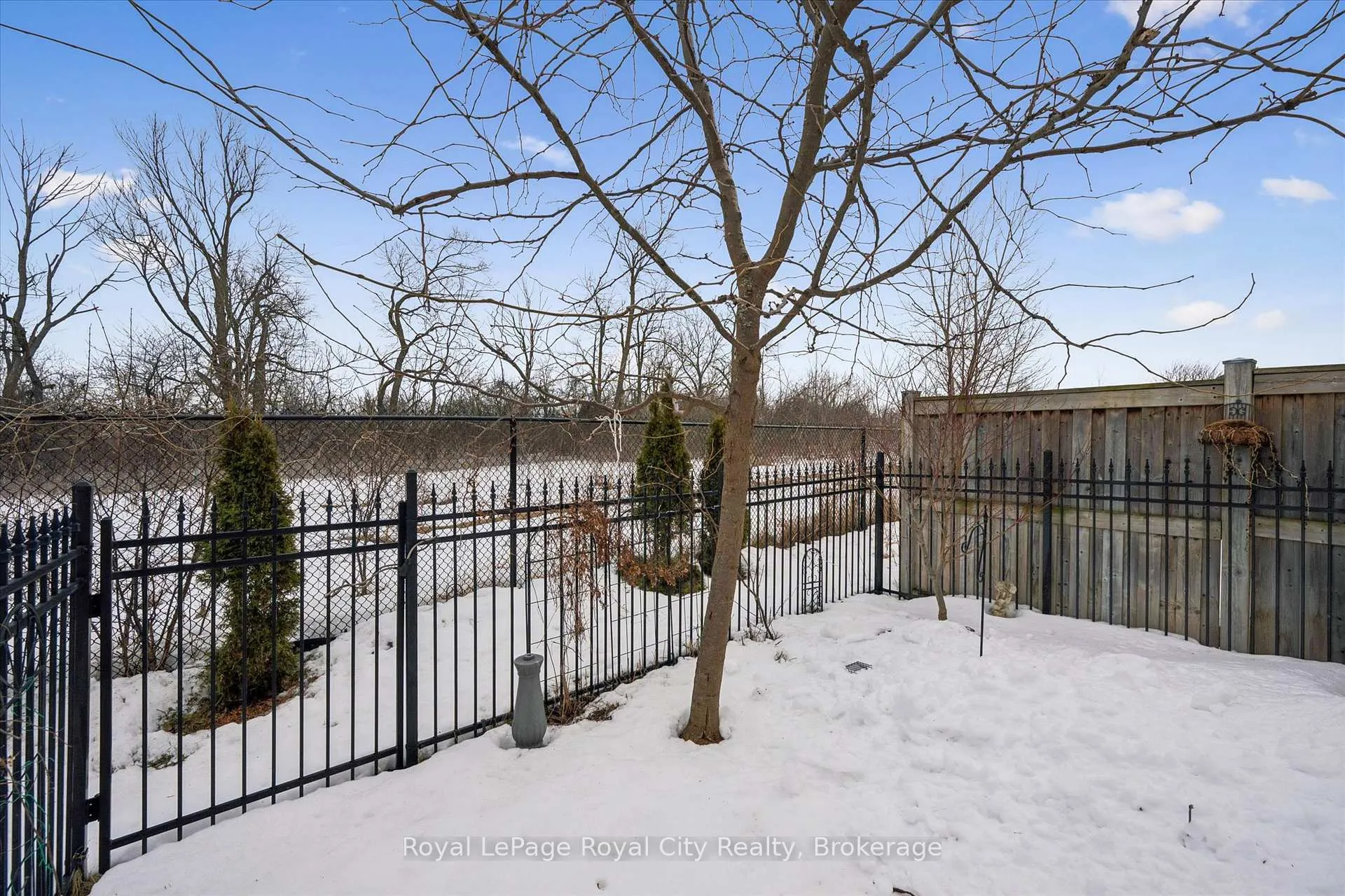 Photo 36 of 108 Mussen Street, Guelph, Victoria North — HOMEH