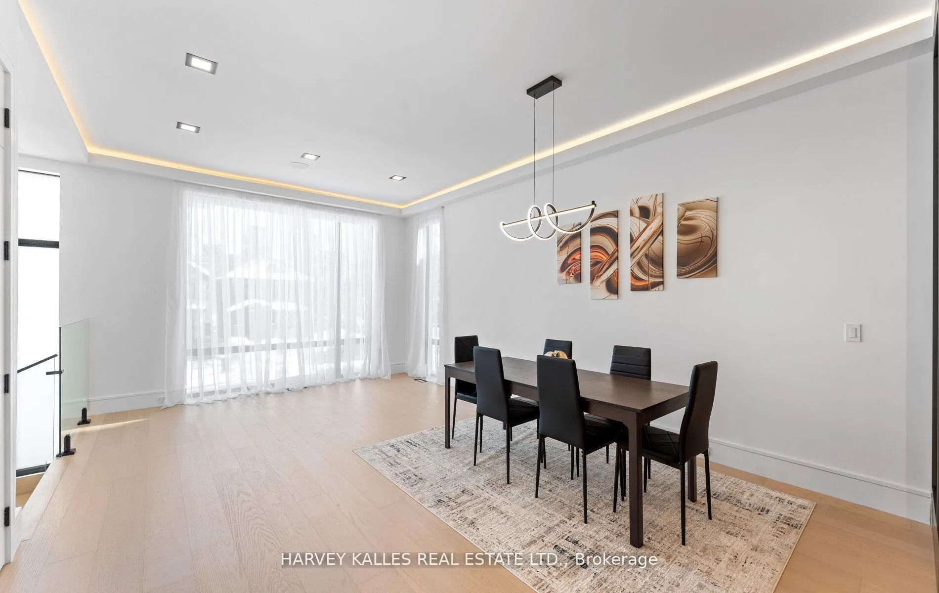 Photo 4 of 656 Oriole Parkway, Toronto, Yonge-Eglinton — HOMEH
