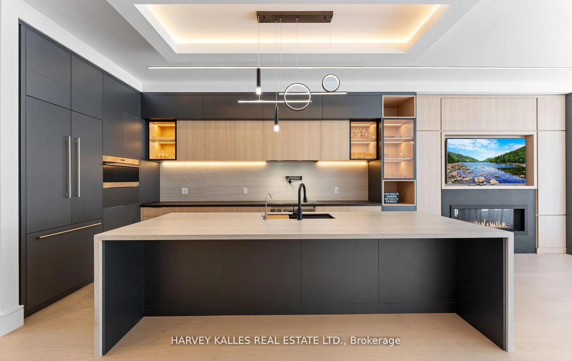 Photo 8 of 656 Oriole Parkway, Toronto, Yonge-Eglinton — HOMEH