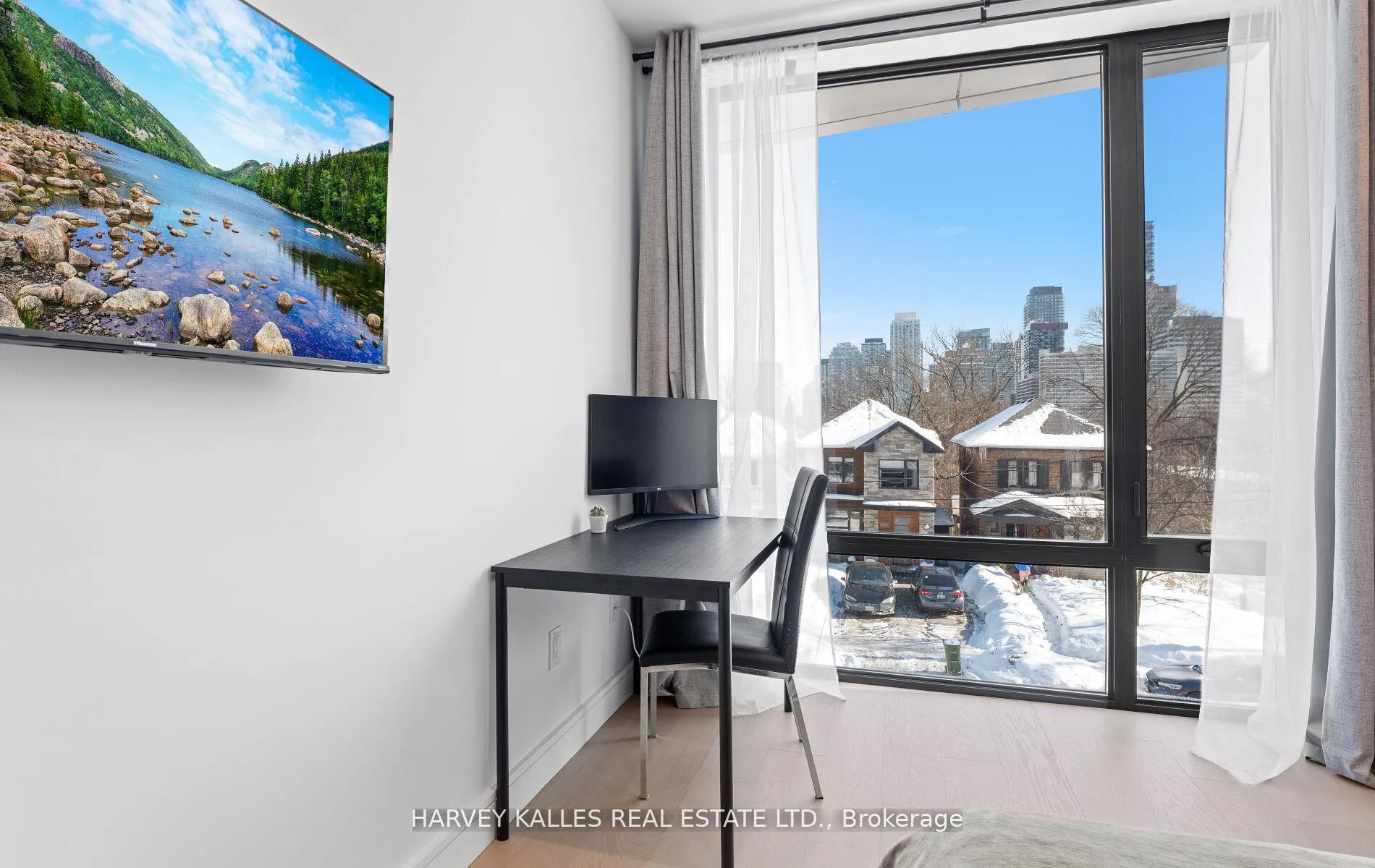 Photo 14 of 656 Oriole Parkway, Toronto, Yonge-Eglinton — HOMEH