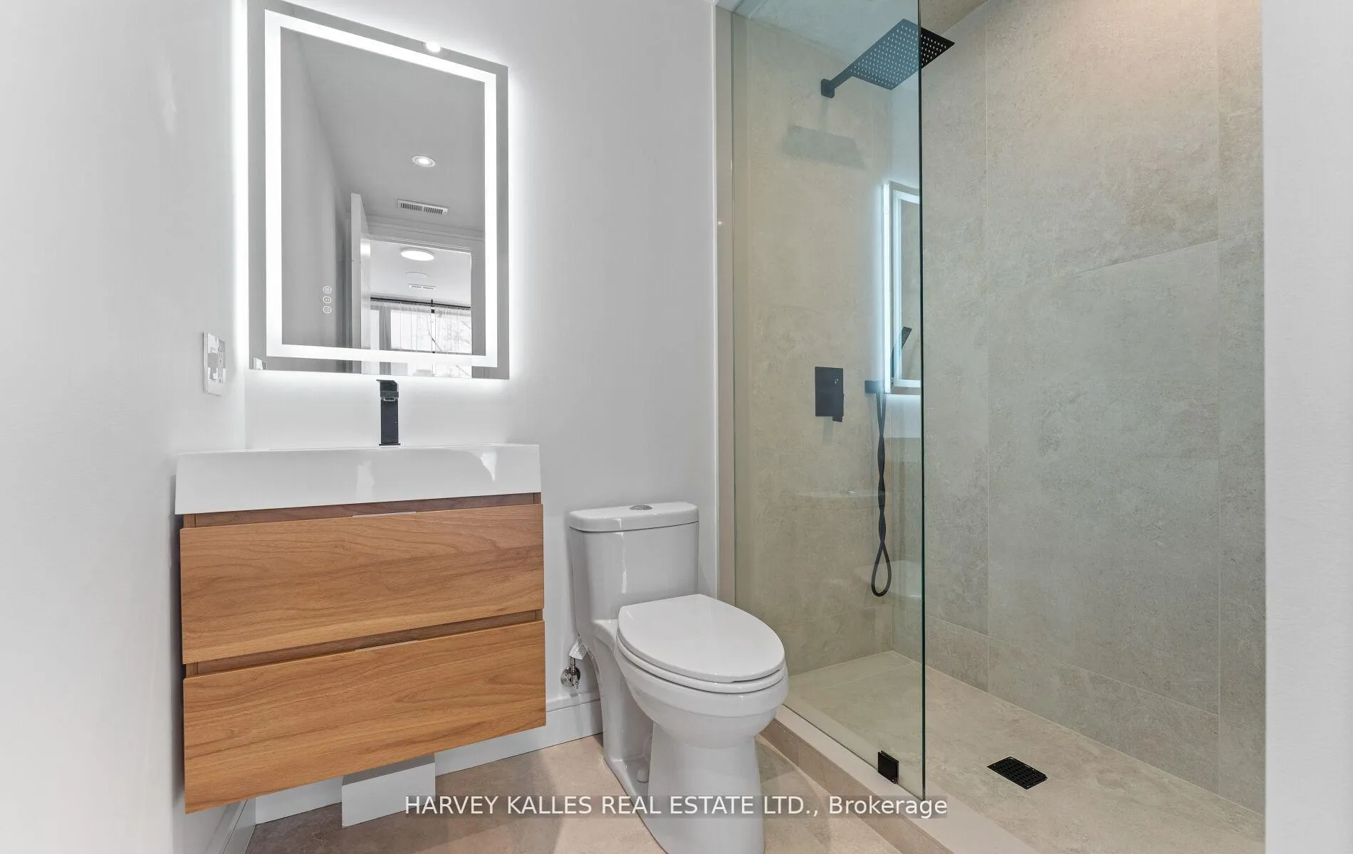 Photo 23 of 656 Oriole Parkway, Toronto, Yonge-Eglinton — HOMEH