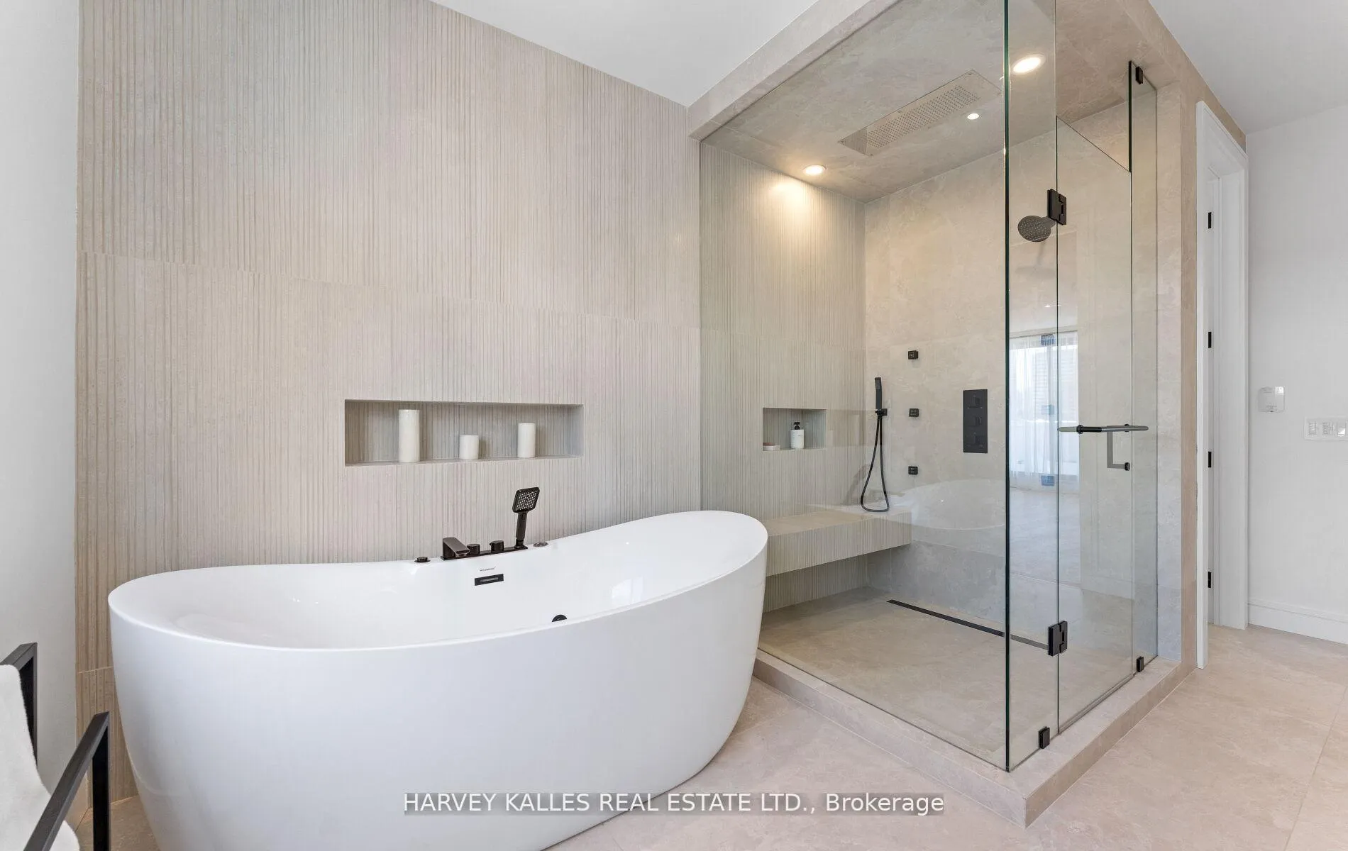 Photo 28 of 656 Oriole Parkway, Toronto, Yonge-Eglinton — HOMEH