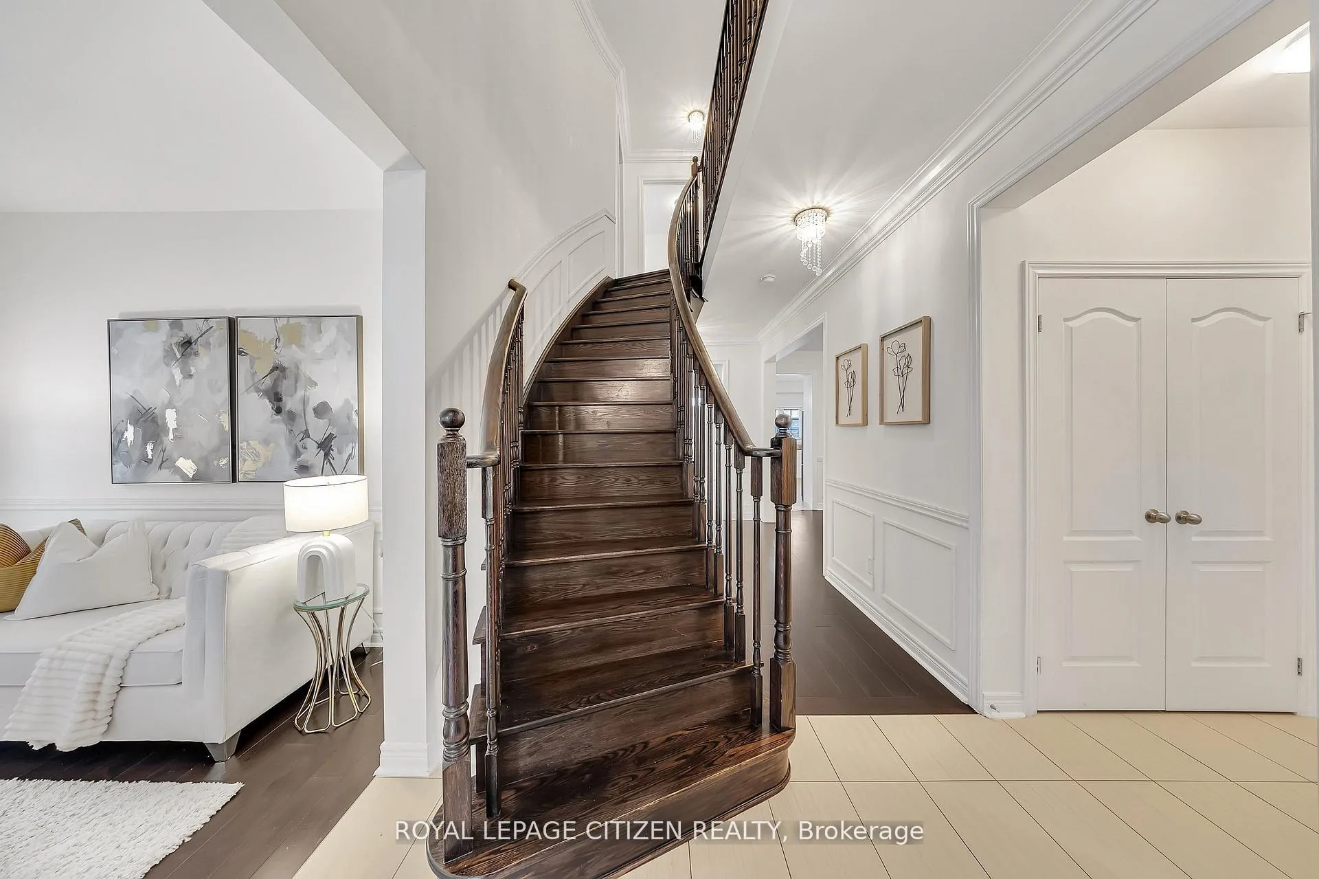 Photo 4 of 1882 Esterbrook Drive, Oshawa, Taunton — HOMEH