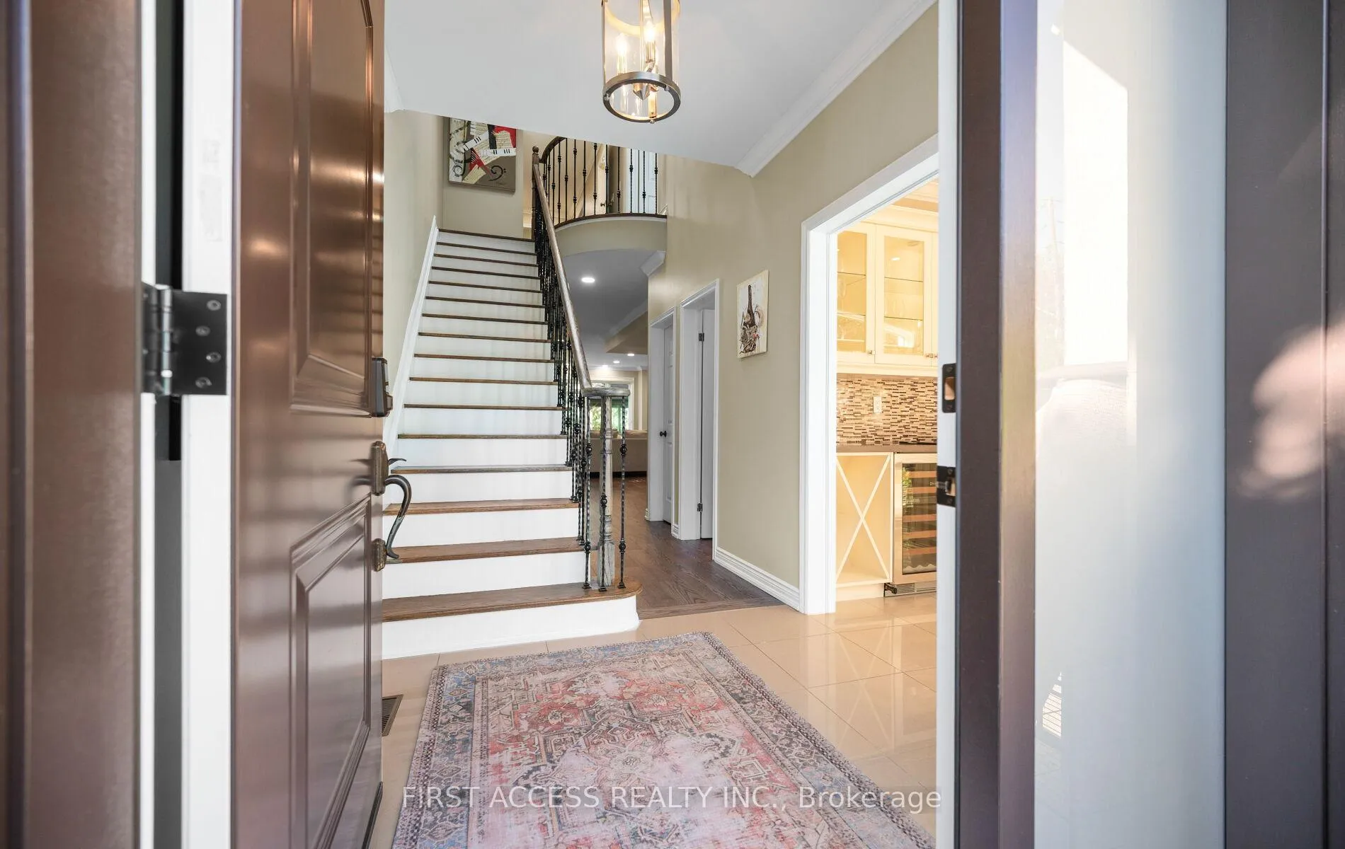 Photo 4 of 64 Hillside Drive, Toronto, Broadview North — HOMEH