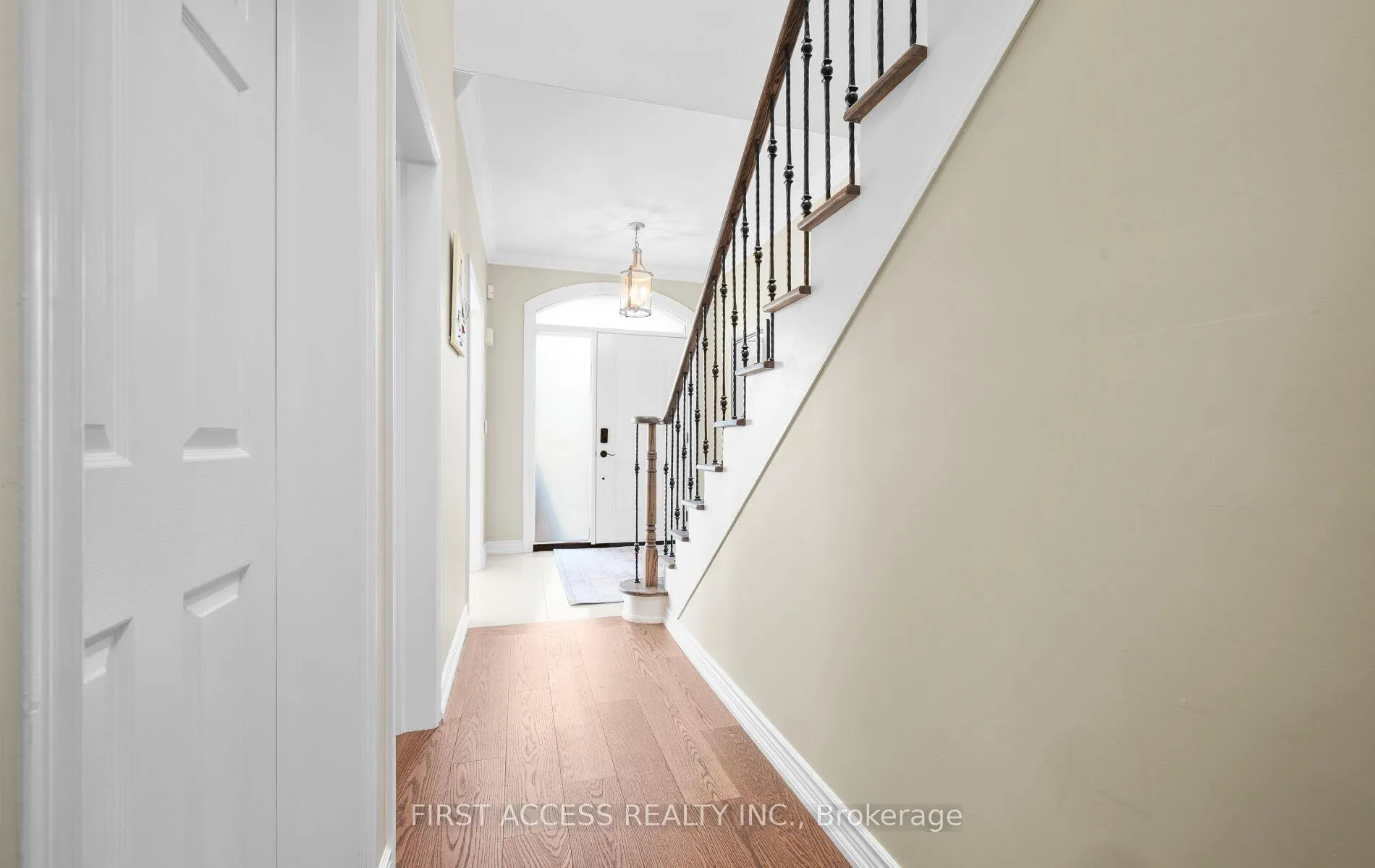 Photo 6 of 64 Hillside Drive, Toronto, Broadview North — HOMEH