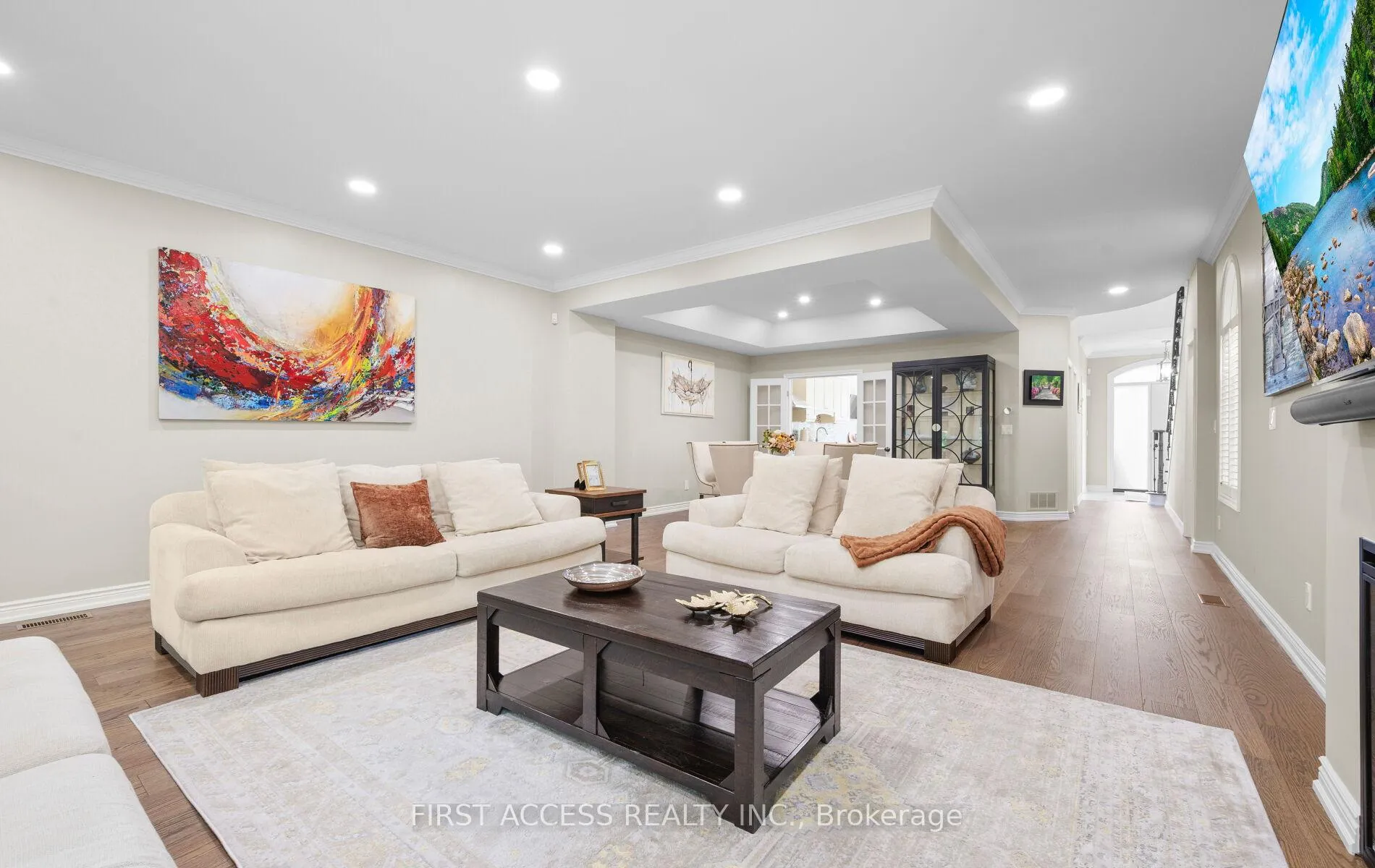 Photo 11 of 64 Hillside Drive, Toronto, Broadview North — HOMEH