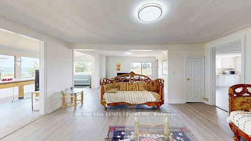 Photo 5 of 4036 Lakeshore Road, Lincoln, Lincoln Lake — HOMEH
