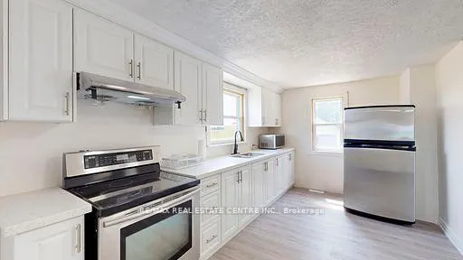 Photo 12 of 4036 Lakeshore Road, Lincoln, Lincoln Lake — HOMEH