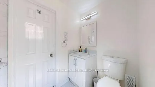Photo 15 of 4036 Lakeshore Road, Lincoln, Lincoln Lake — HOMEH