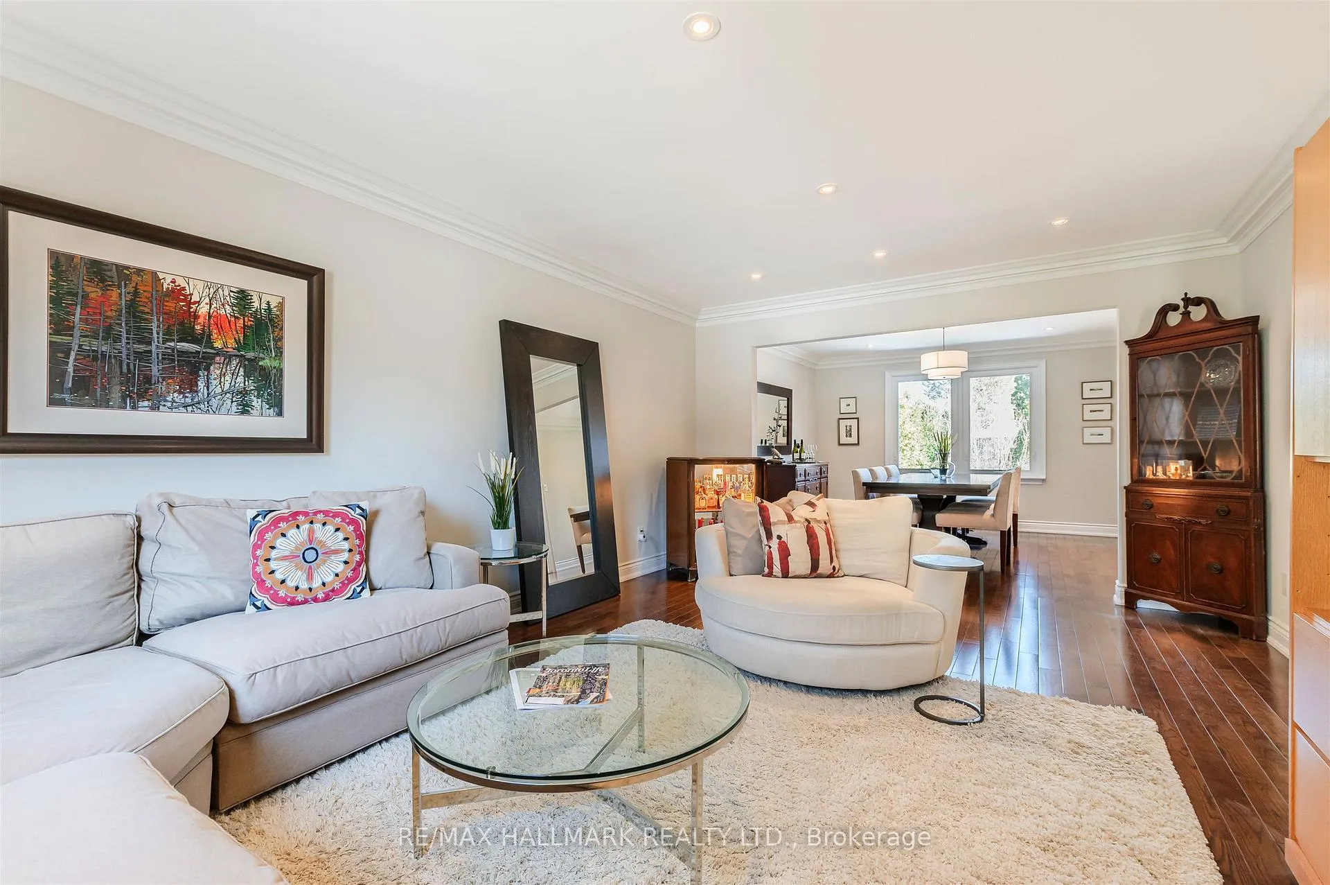 Photo 7 of 136 Mossgrove Trail, North York, St. Andrew-Windfields — HOMEH