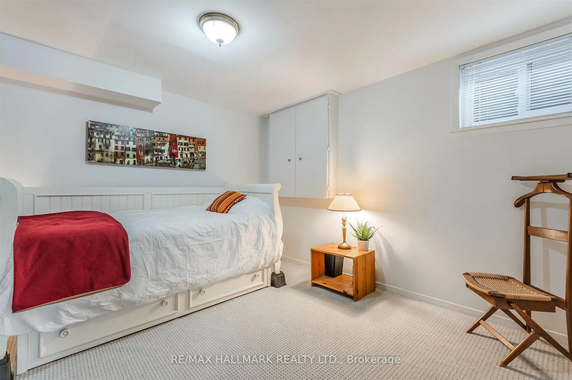 Photo 33 of 136 Mossgrove Trail, North York, St. Andrew-Windfields — HOMEH