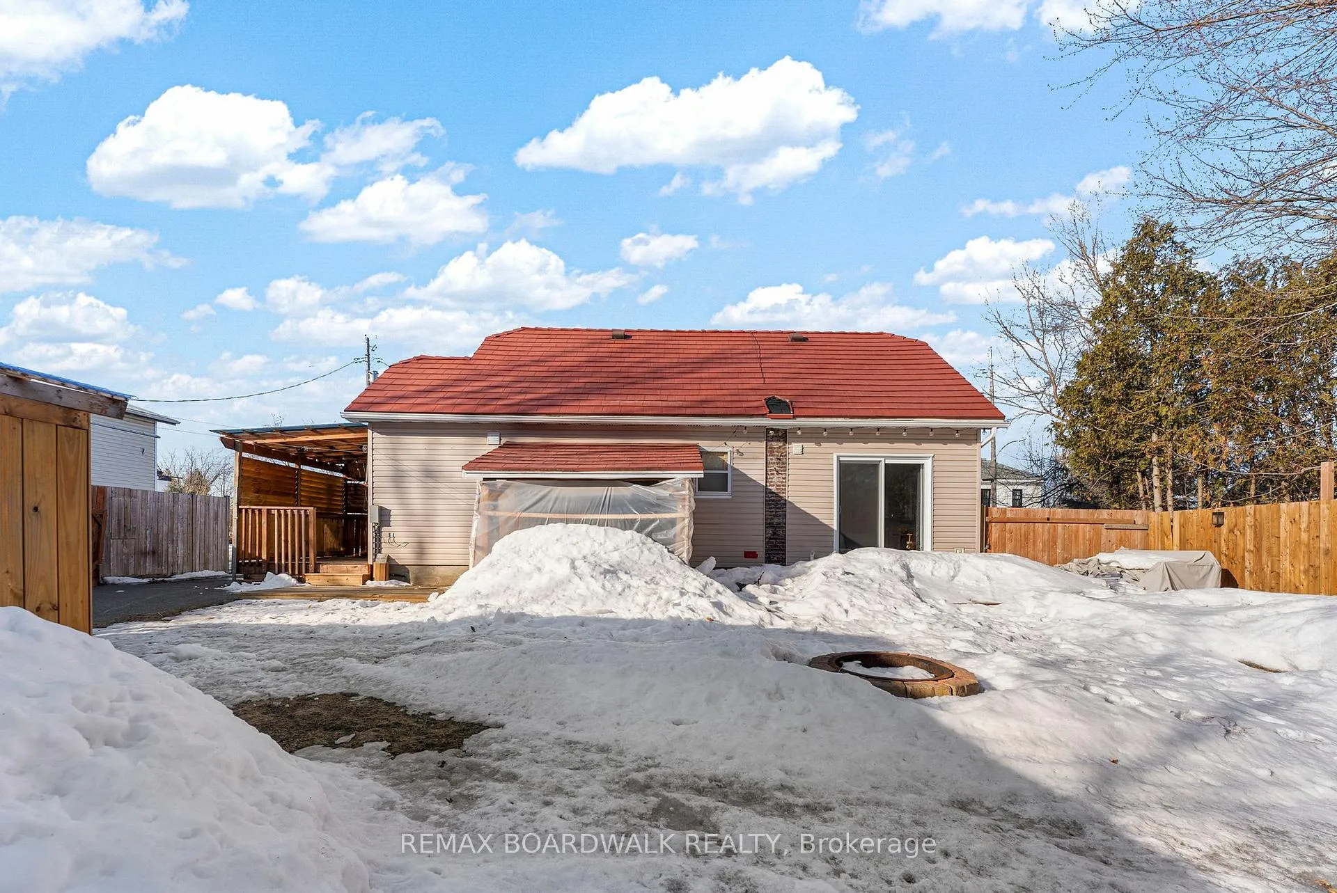 Photo 35 of 36 Main Street, North Stormont, Finch — HOMEH