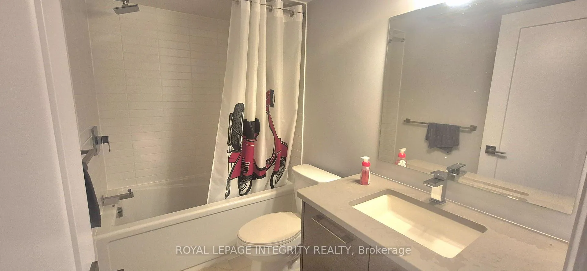 Photo 28 of 341 Haliburton Heights, Ottawa, Kanata - Emerald Meadows/Trailwest — HOMEH