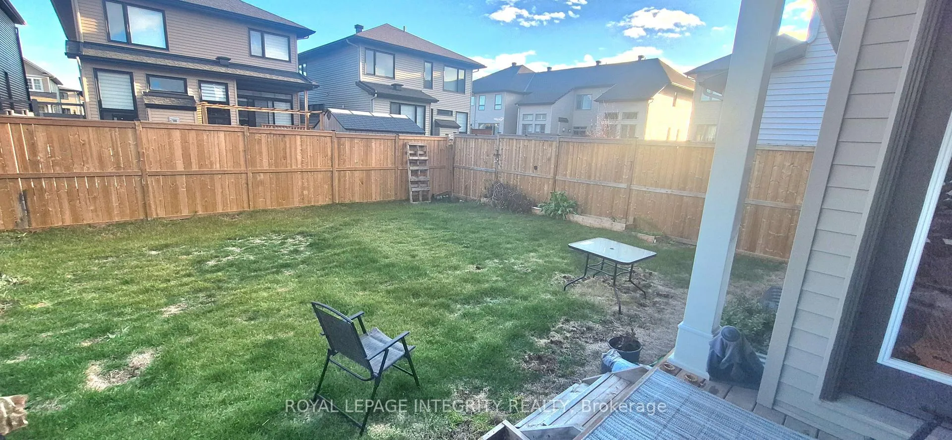 Photo 31 of 341 Haliburton Heights, Ottawa, Kanata - Emerald Meadows/Trailwest — HOMEH