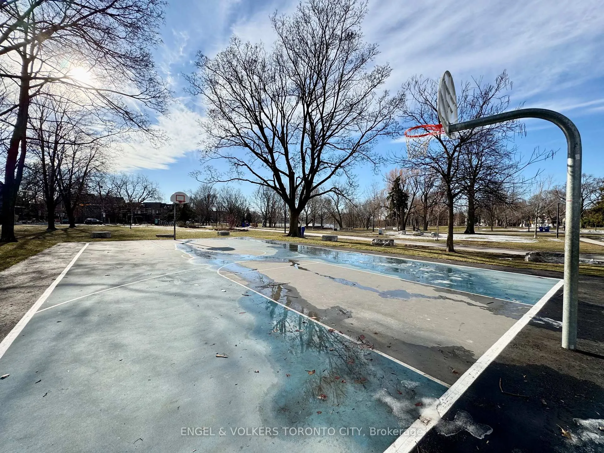 Photo 12 of 591 Pape Avenue, Toronto, North Riverdale — HOMEH
