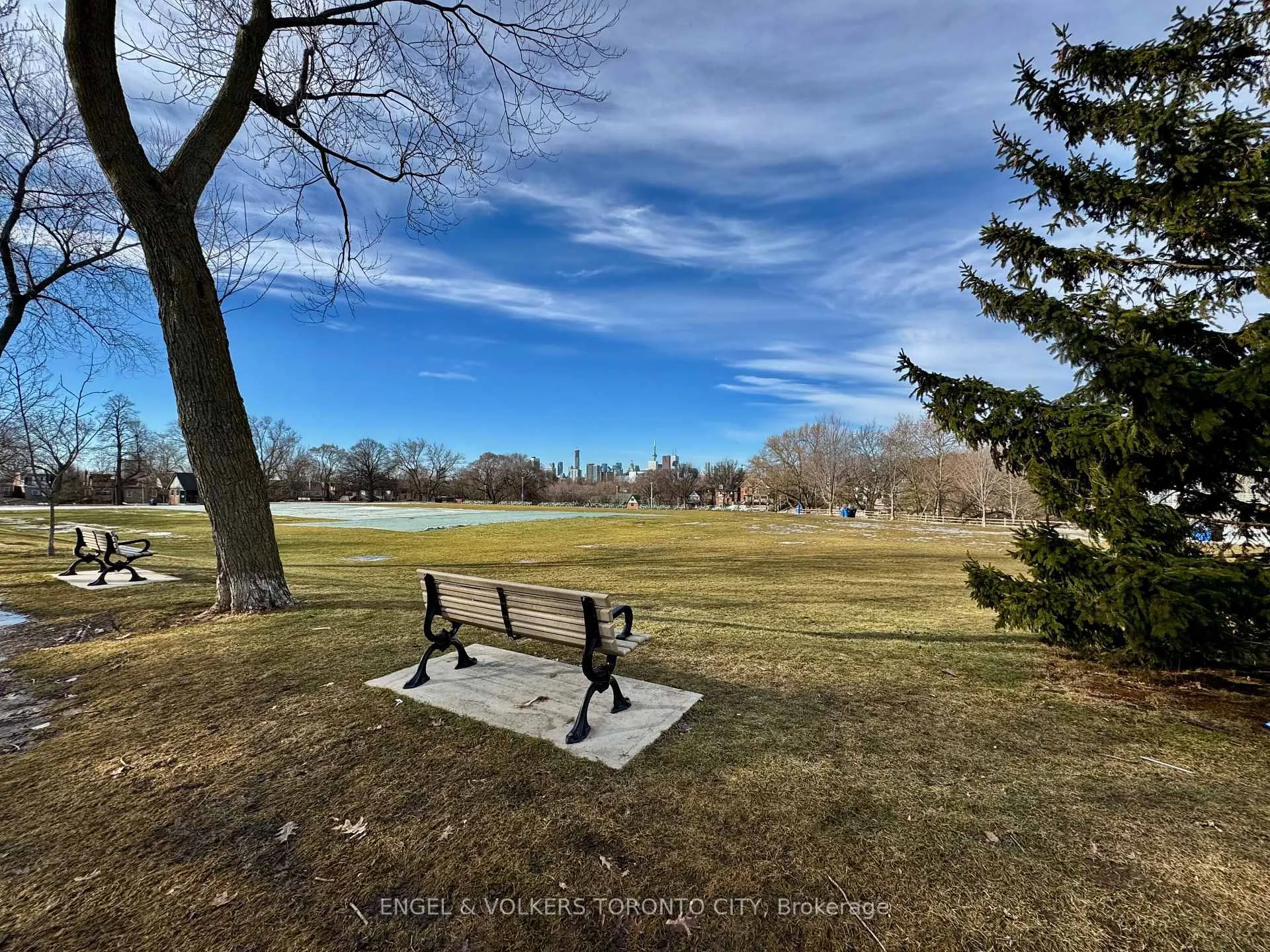 Photo 16 of 591 Pape Avenue, Toronto, North Riverdale — HOMEH
