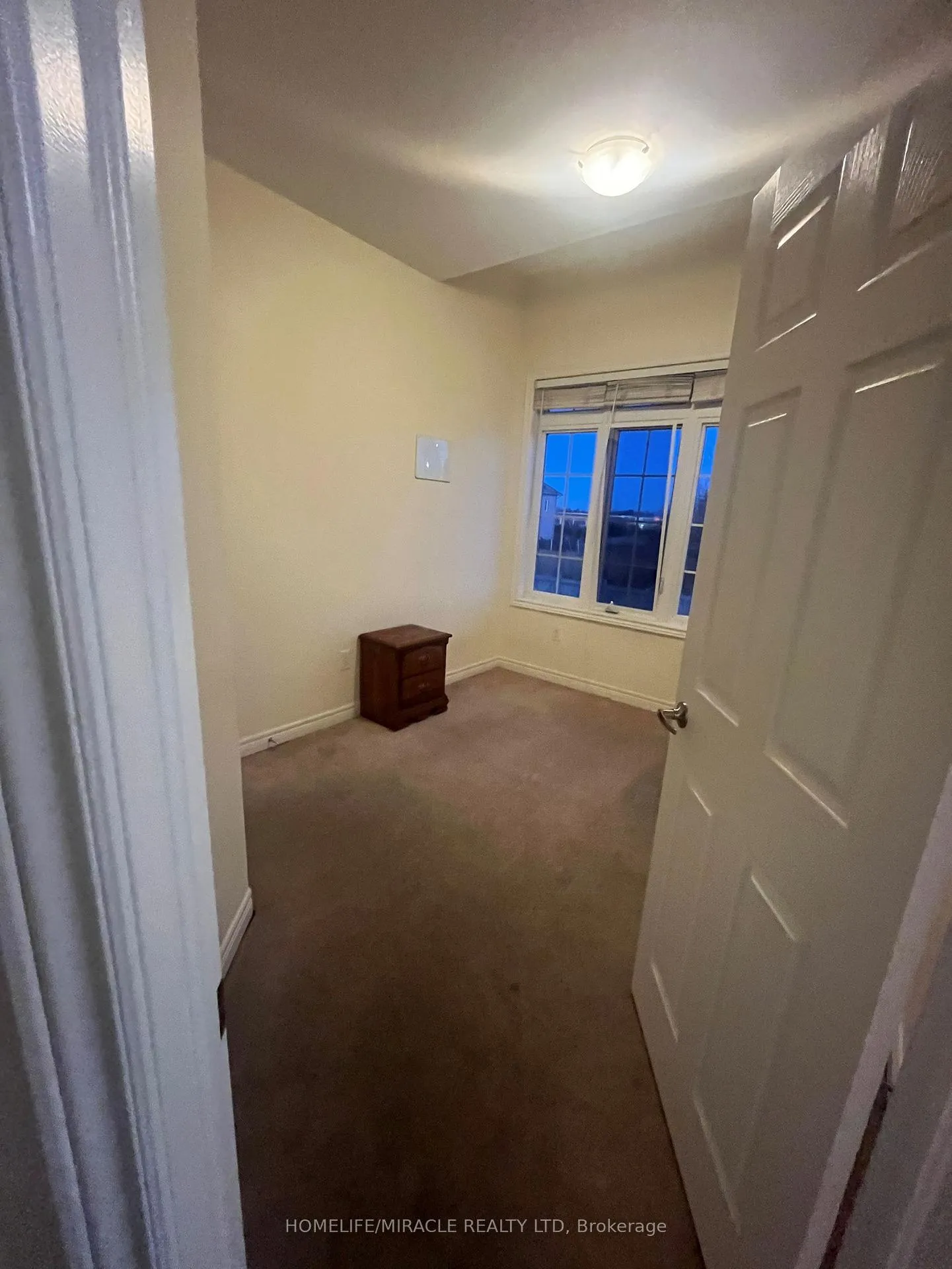 Photo 17 of Unit Upper, 37 Vezna Crescent, Brampton, Credit Valley — HOMEH