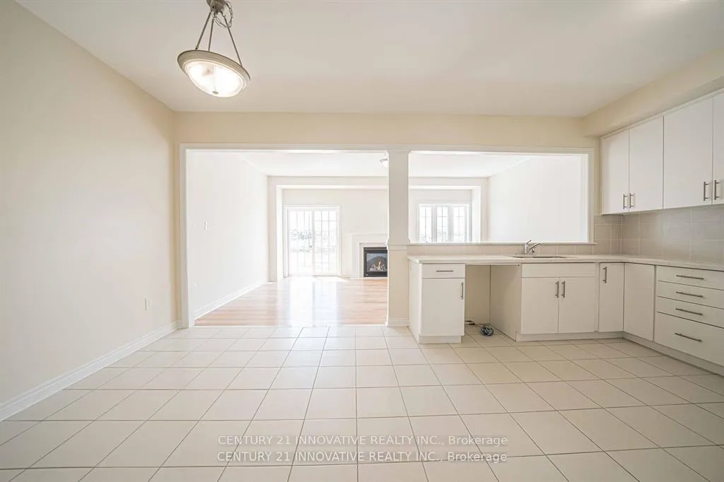 Photo 5 of 13 Jevons Drive W, Ajax, South East — HOMEH