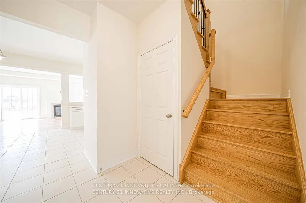 Photo 9 of 13 Jevons Drive W, Ajax, South East — HOMEH