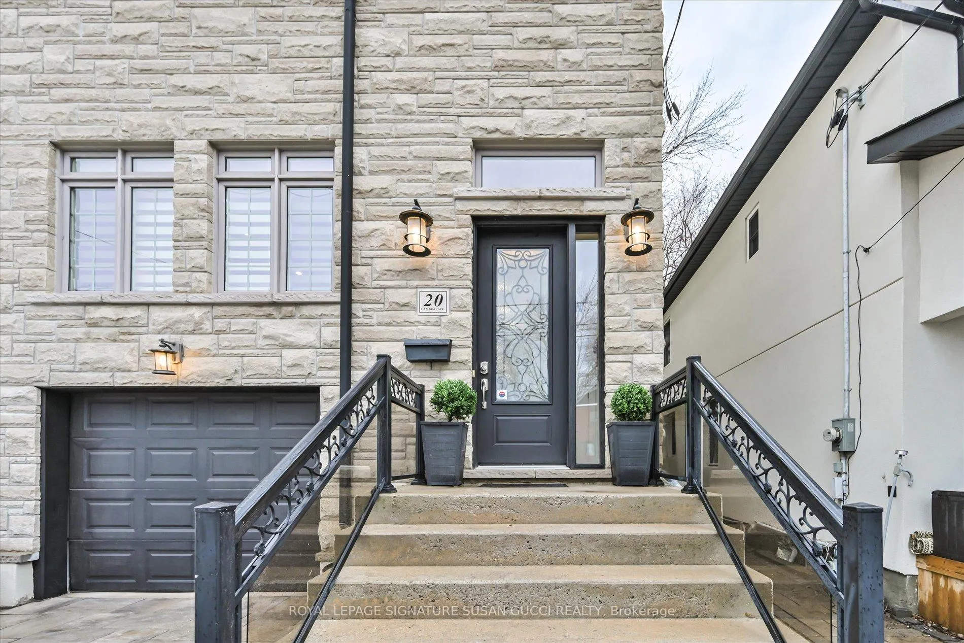 Photo 2 of 20 Cambrai Avenue, Toronto, Woodbine-Lumsden — HOMEH