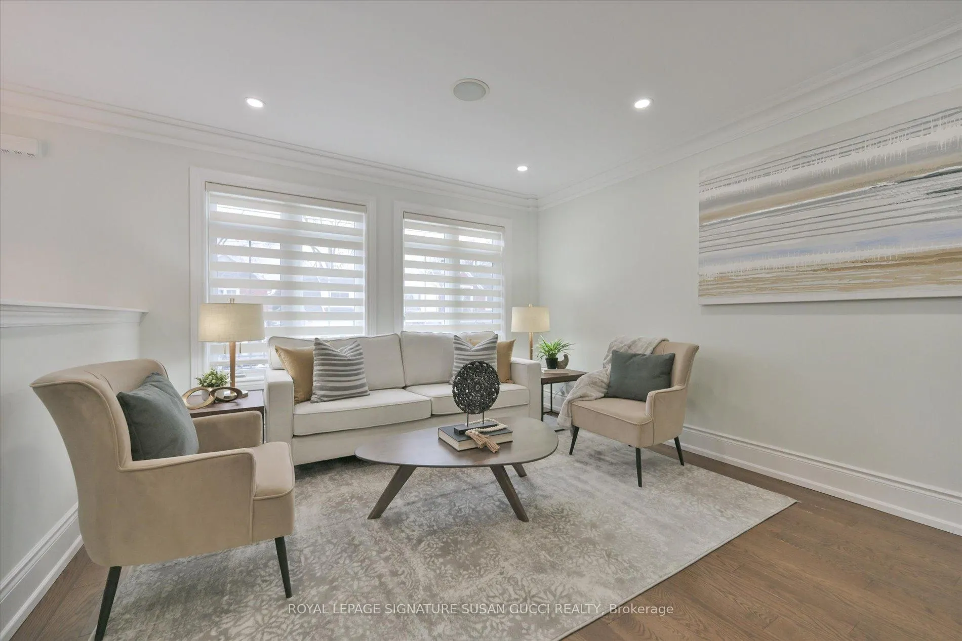 Photo 4 of 20 Cambrai Avenue, Toronto, Woodbine-Lumsden — HOMEH