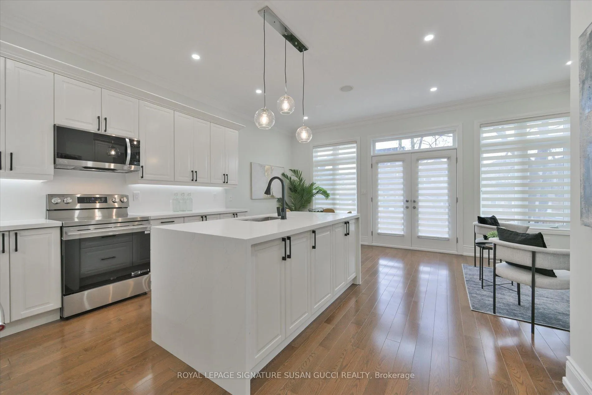 Photo 8 of 20 Cambrai Avenue, Toronto, Woodbine-Lumsden — HOMEH