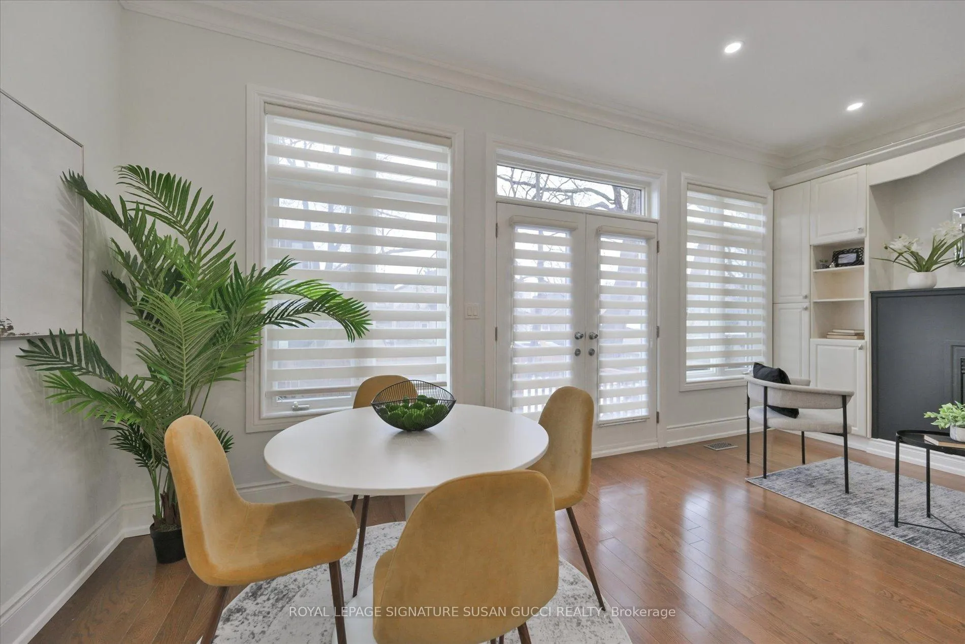 Photo 12 of 20 Cambrai Avenue, Toronto, Woodbine-Lumsden — HOMEH