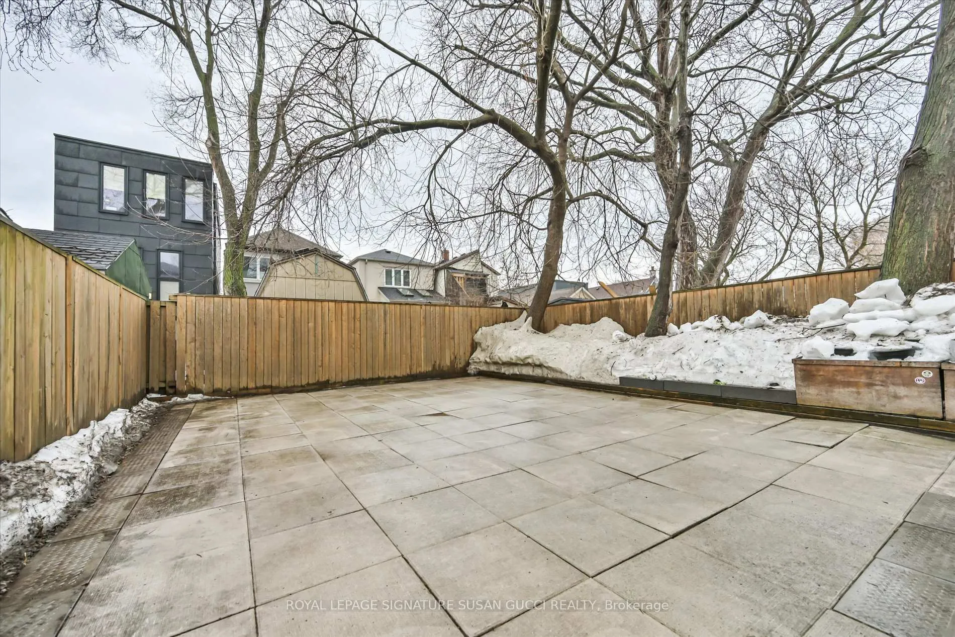 Photo 36 of 20 Cambrai Avenue, Toronto, Woodbine-Lumsden — HOMEH