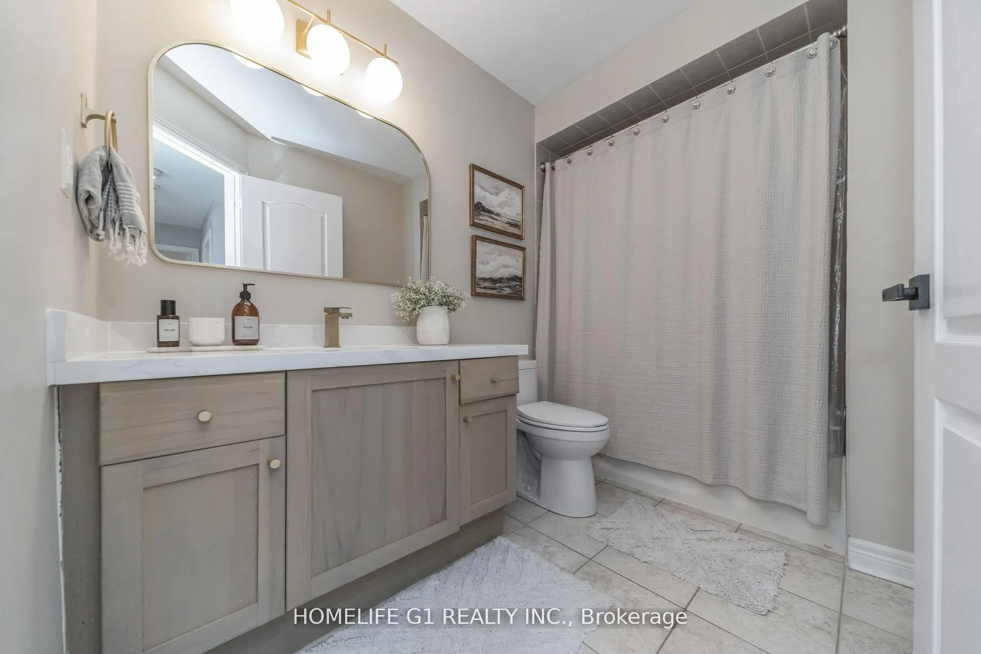 Photo 26 of 53 Humbershed Crescent, Caledon, Bolton West — HOMEH