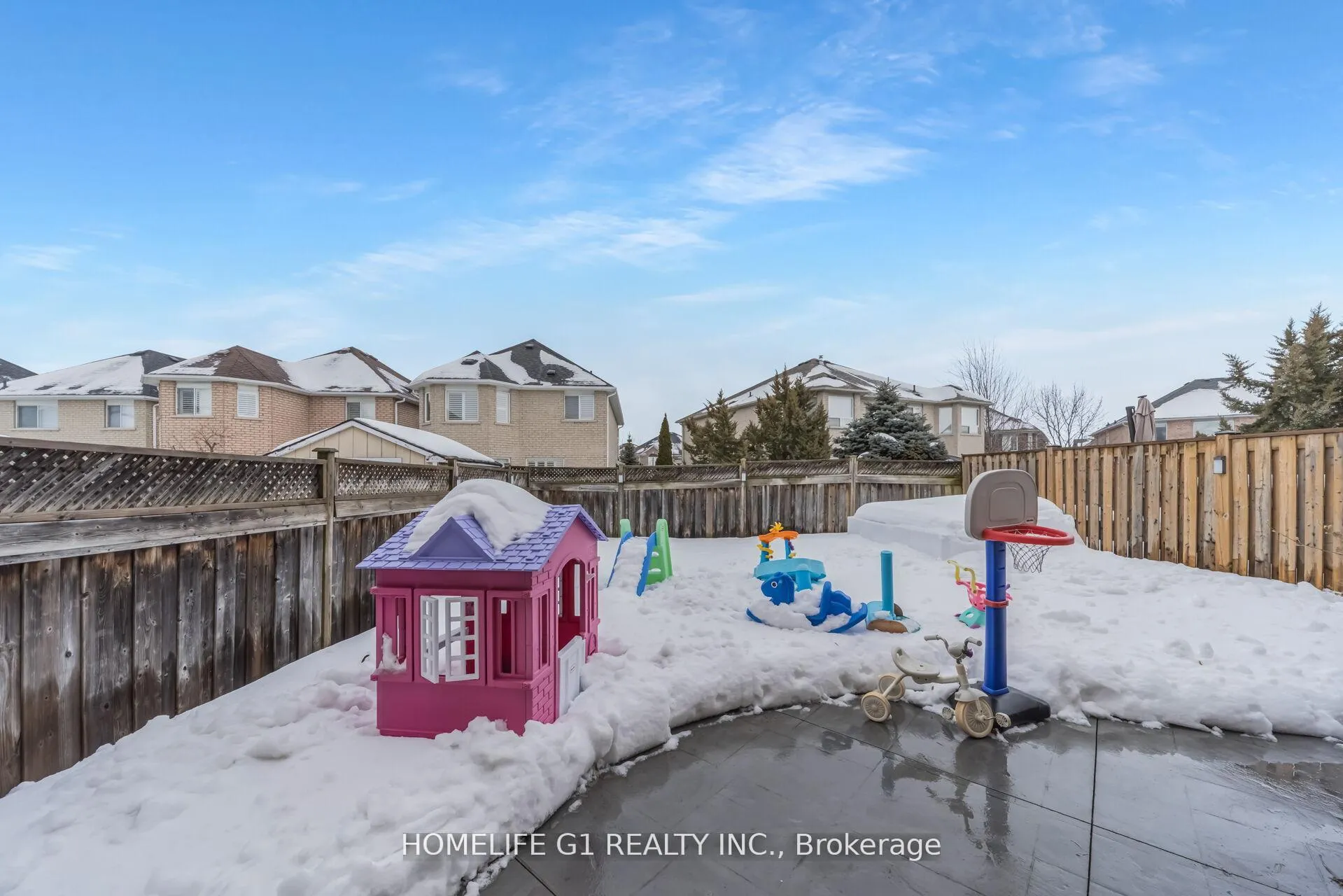 Photo 27 of 53 Humbershed Crescent, Caledon, Bolton West — HOMEH
