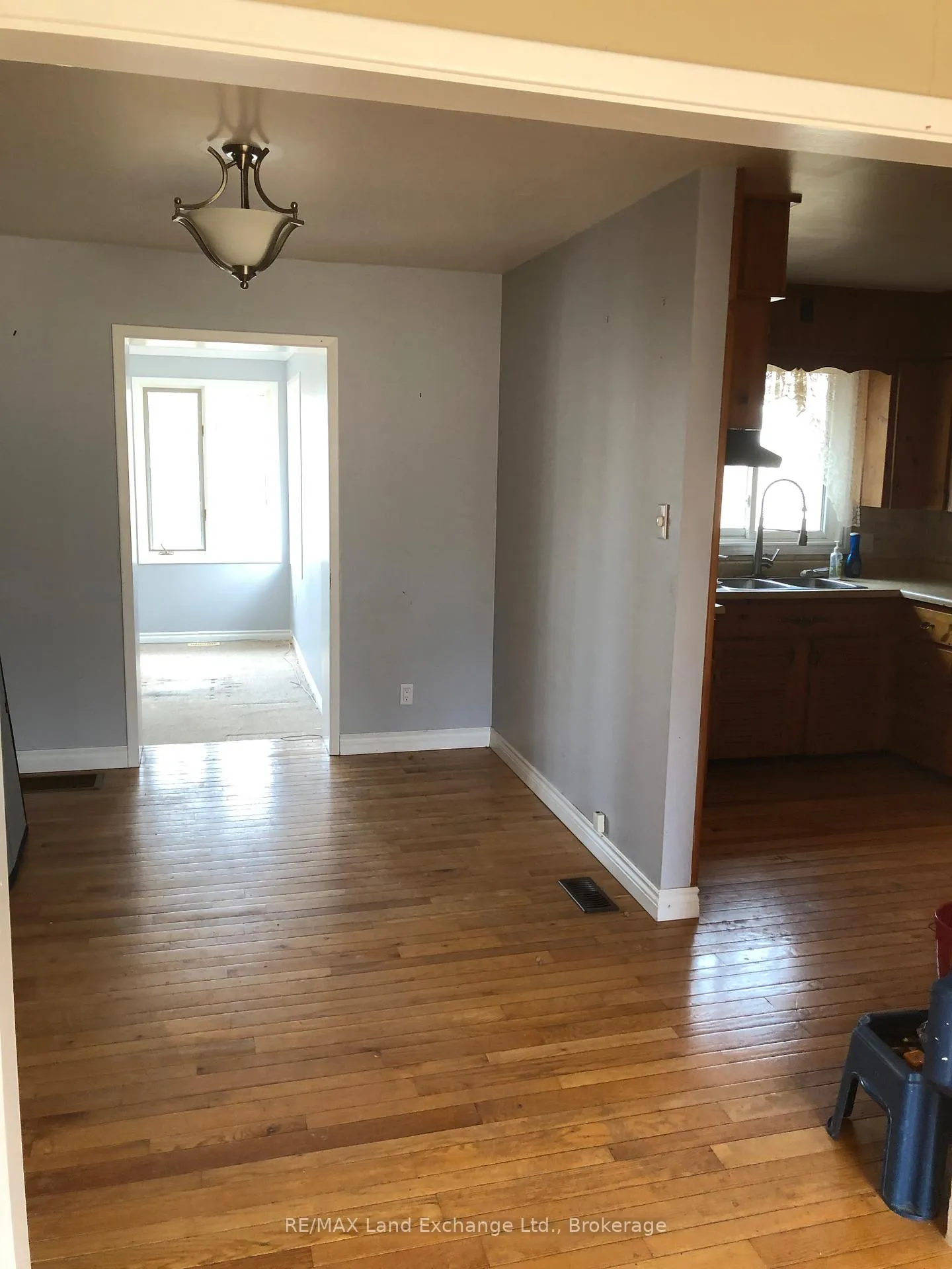 Photo 6 of 16 Penetangore Row S, Huron-Kinloss — HOMEH
