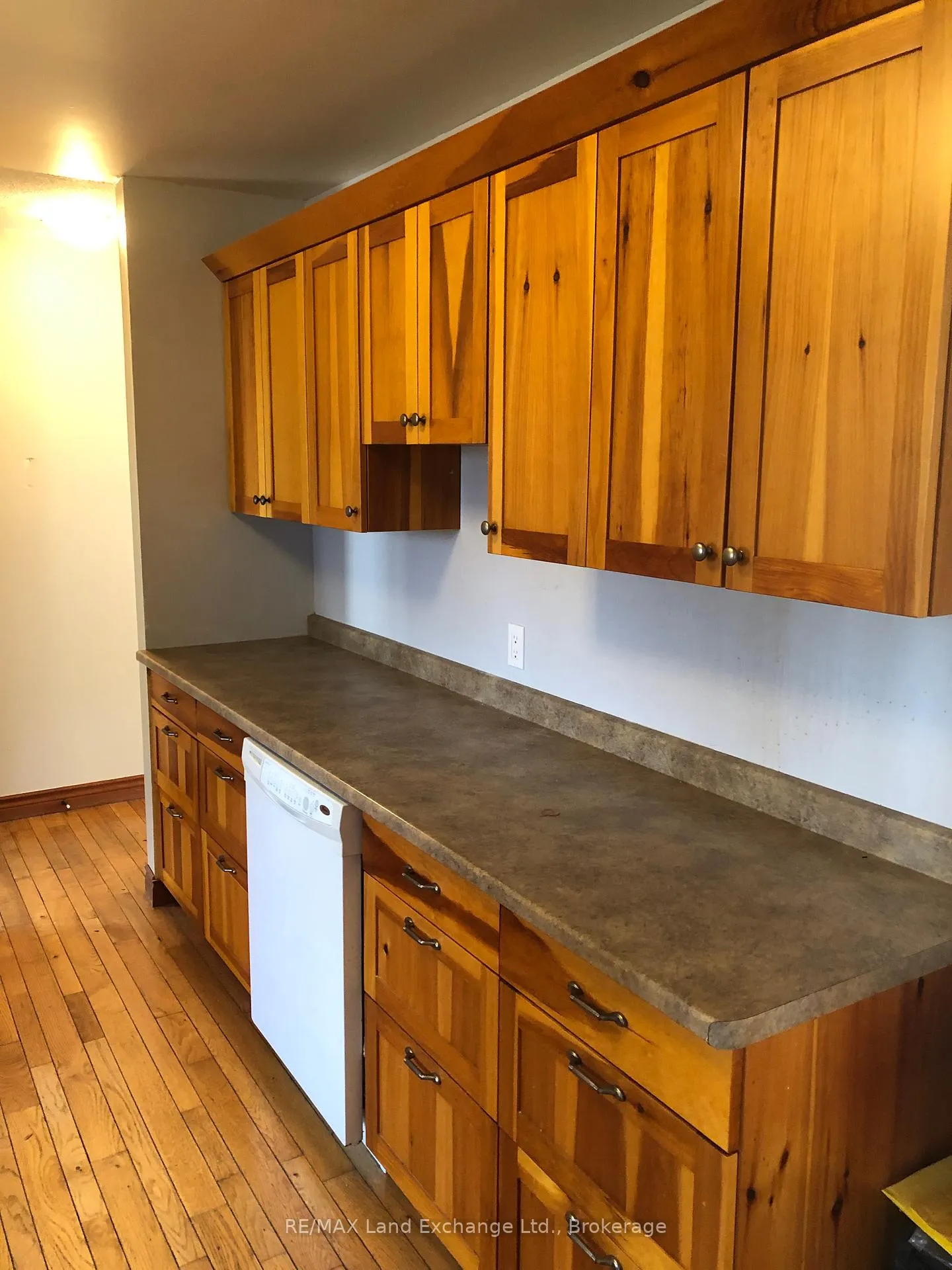 Photo 8 of 16 Penetangore Row S, Huron-Kinloss — HOMEH