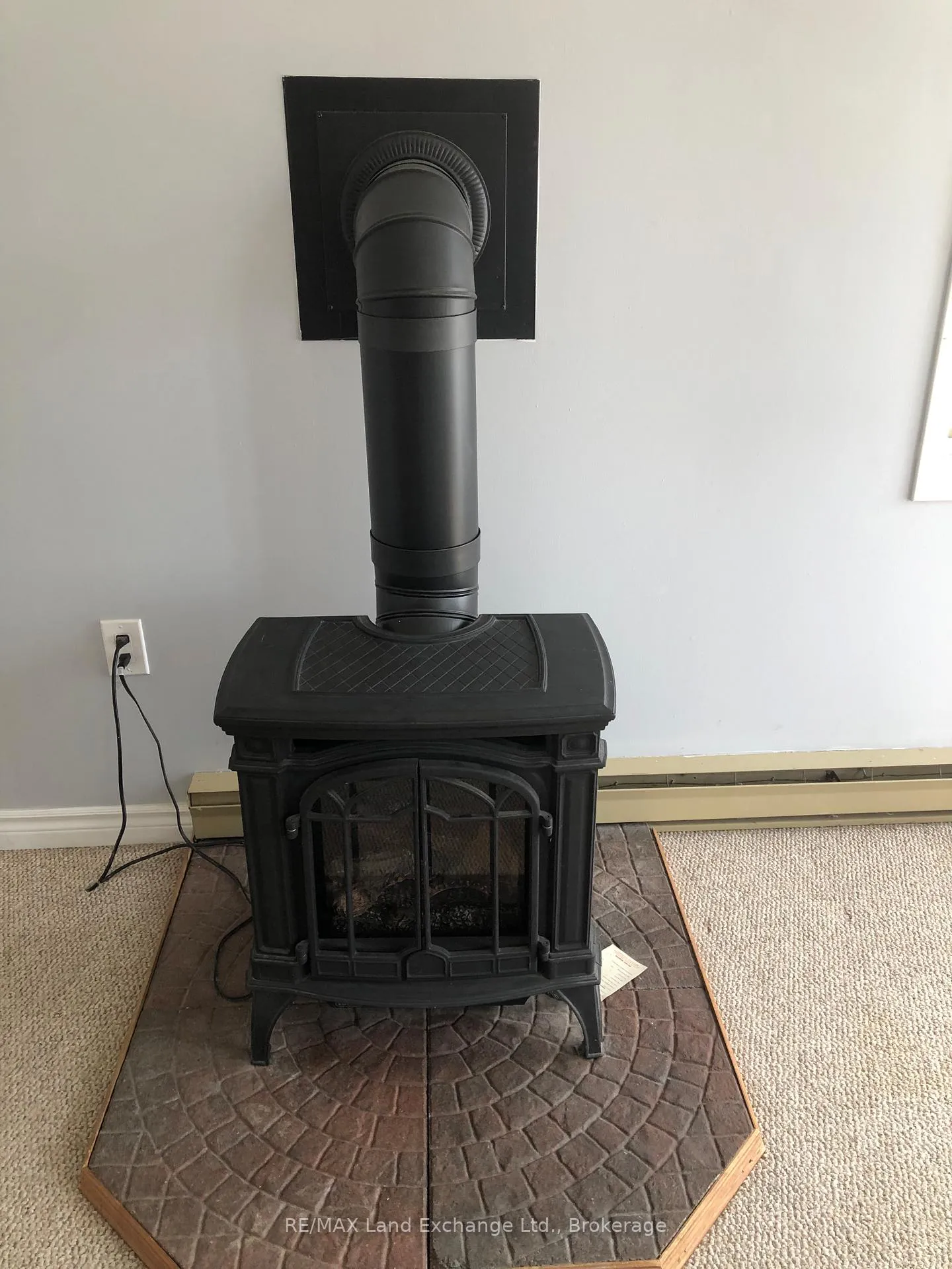 Photo 27 of 16 Penetangore Row S, Huron-Kinloss — HOMEH