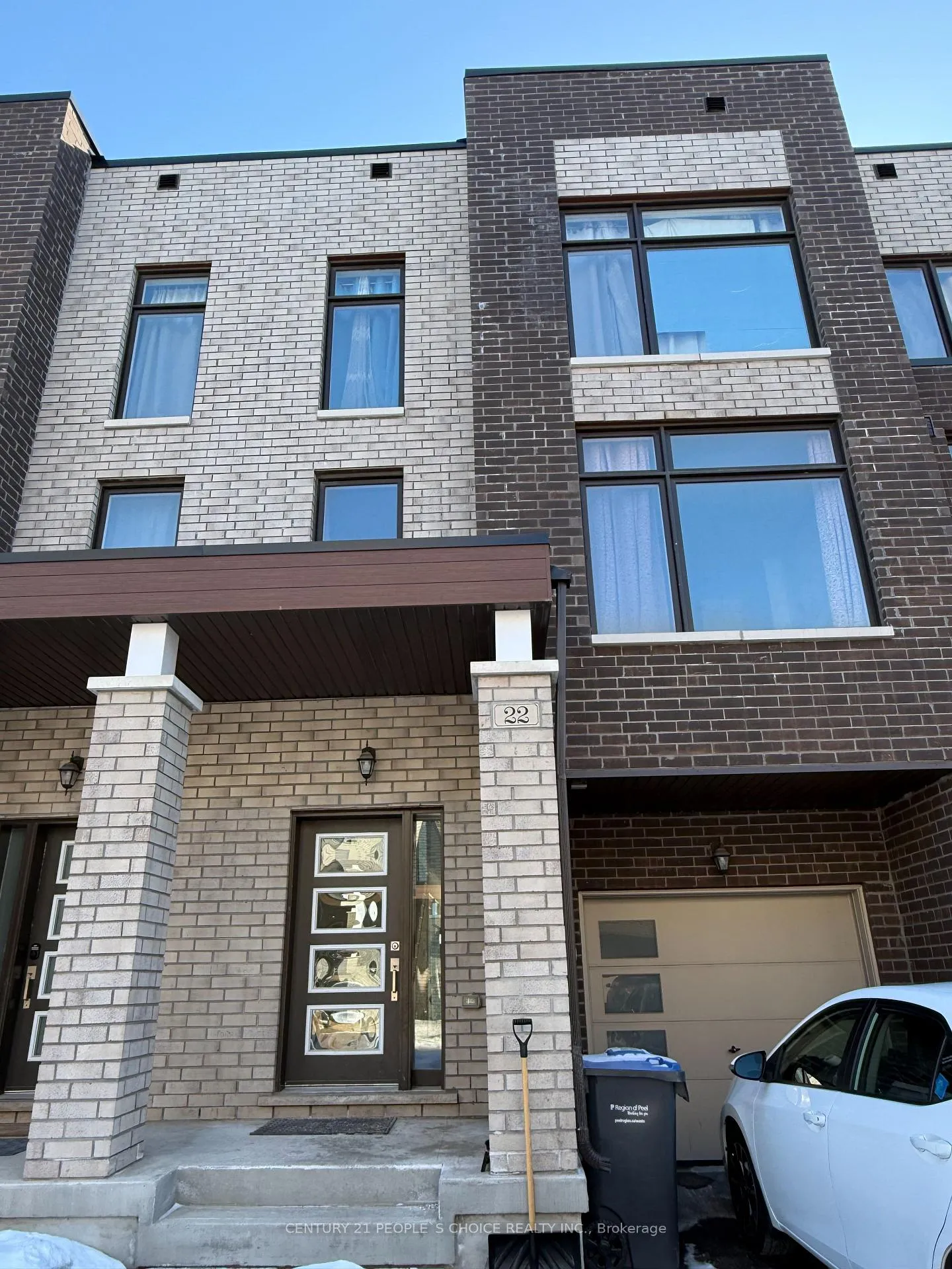 Photo 1 of 22 Queenpost Drive, Brampton, Credit Valley — HOMEH