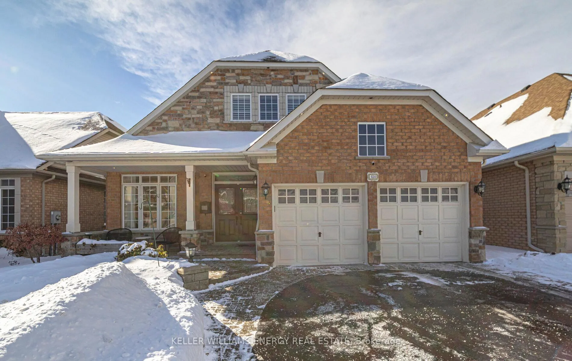 Photo 2 of 124 Mackey Drive, Whitby, Lynde Creek — HOMEH