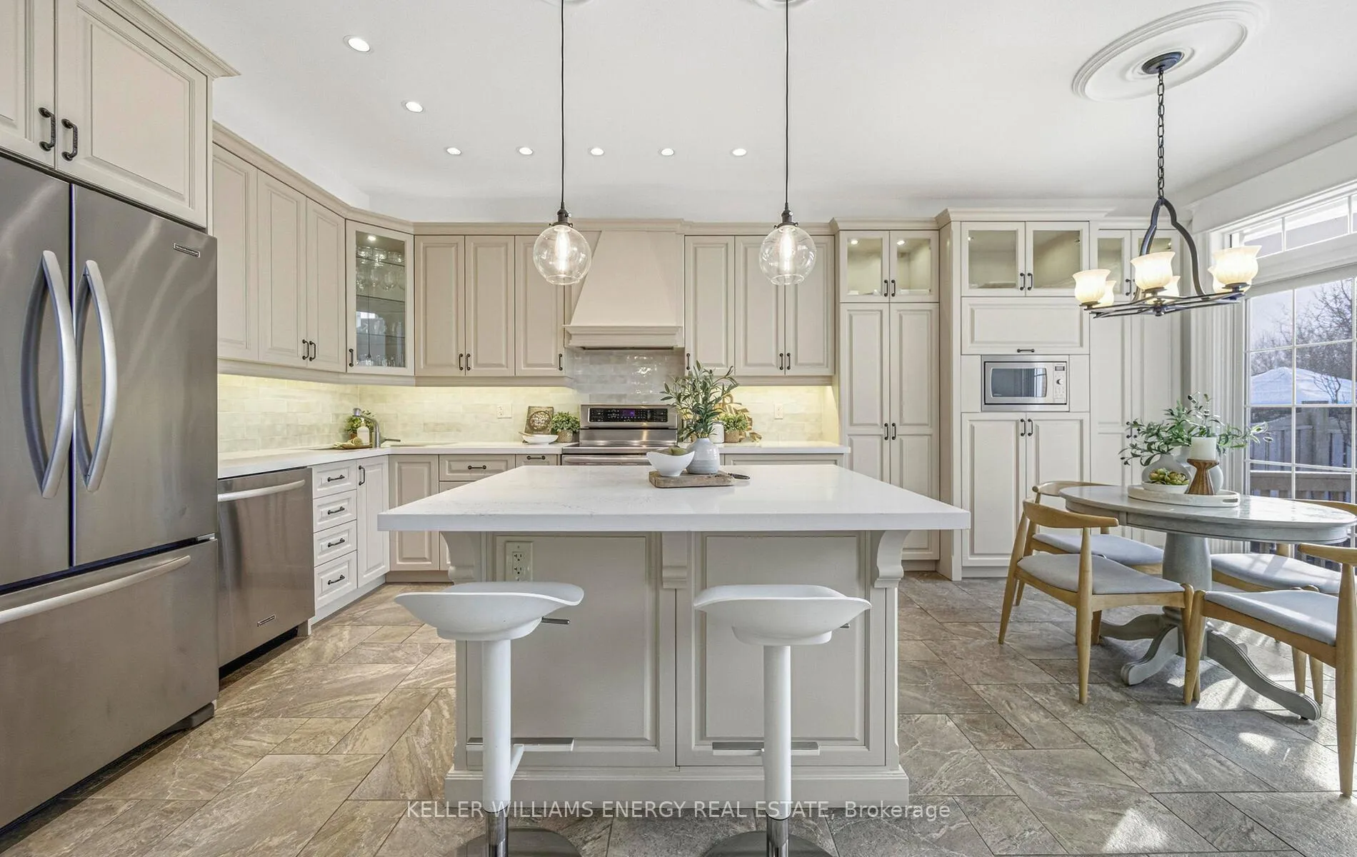 Photo 18 of 124 Mackey Drive, Whitby, Lynde Creek — HOMEH