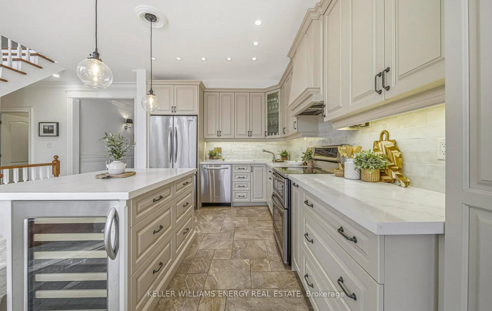 Photo 22 of 124 Mackey Drive, Whitby, Lynde Creek — HOMEH