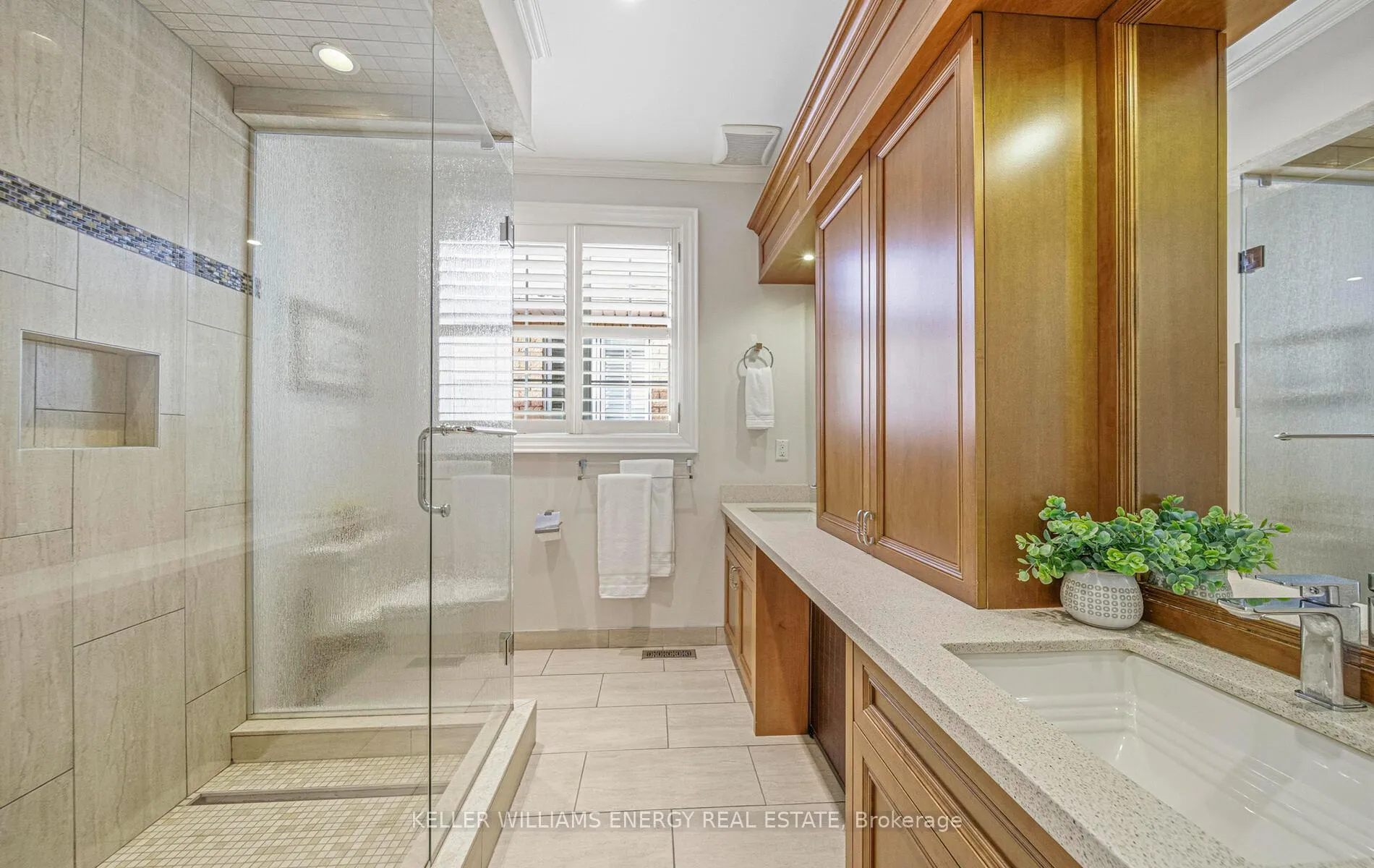Photo 41 of 124 Mackey Drive, Whitby, Lynde Creek — HOMEH