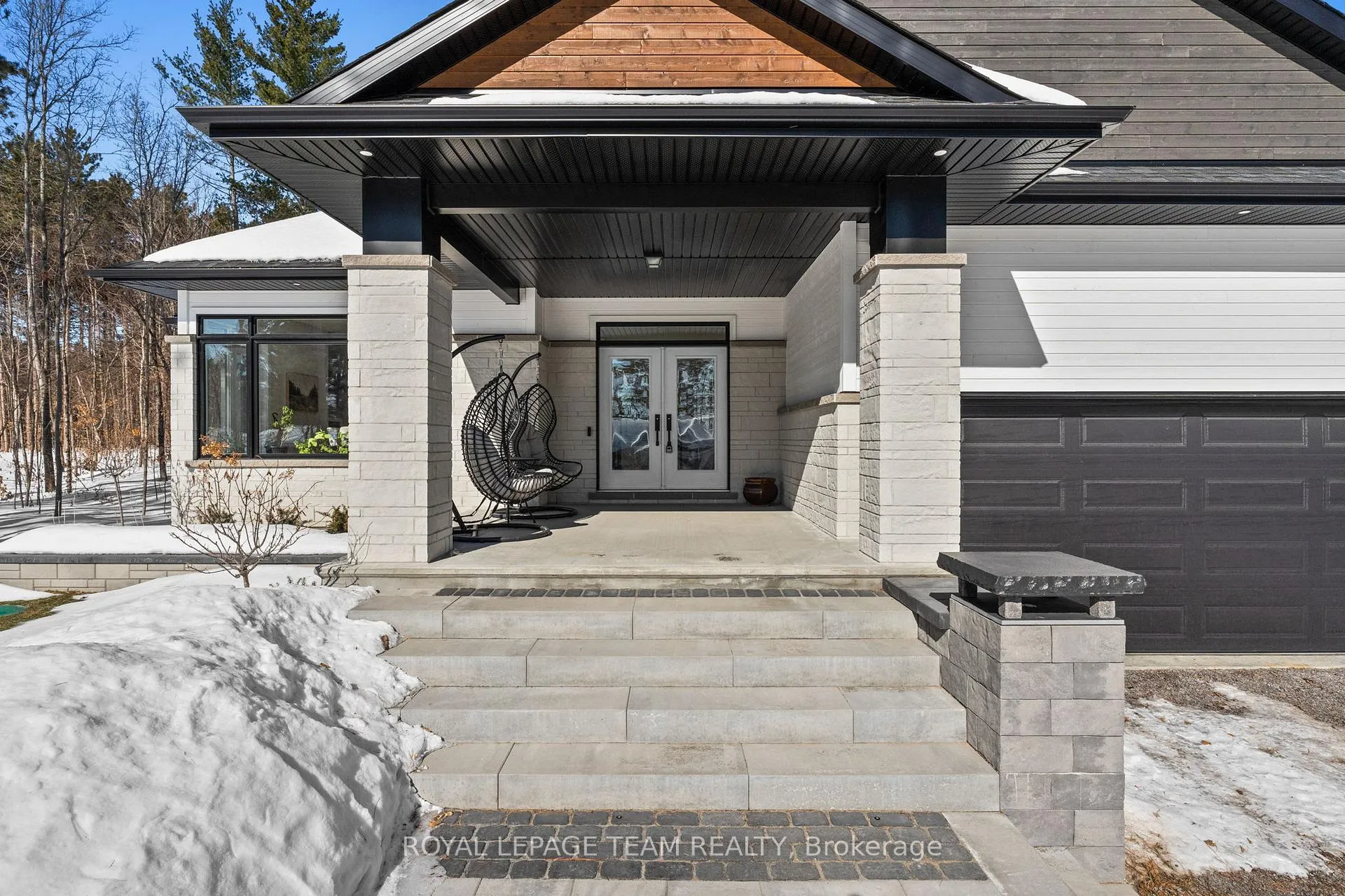 Photo 31 of 190 Raymond Luhta Crescent, McNab/Braeside, Mcnab/Braeside Twps — HOMEH