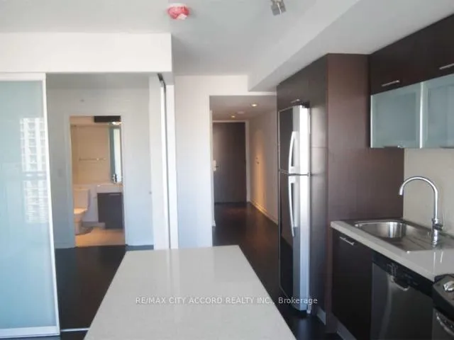 Photo 9 of Unit 1614, 386 Yonge Street, Toronto, Bay Street Corridor — HOMEH