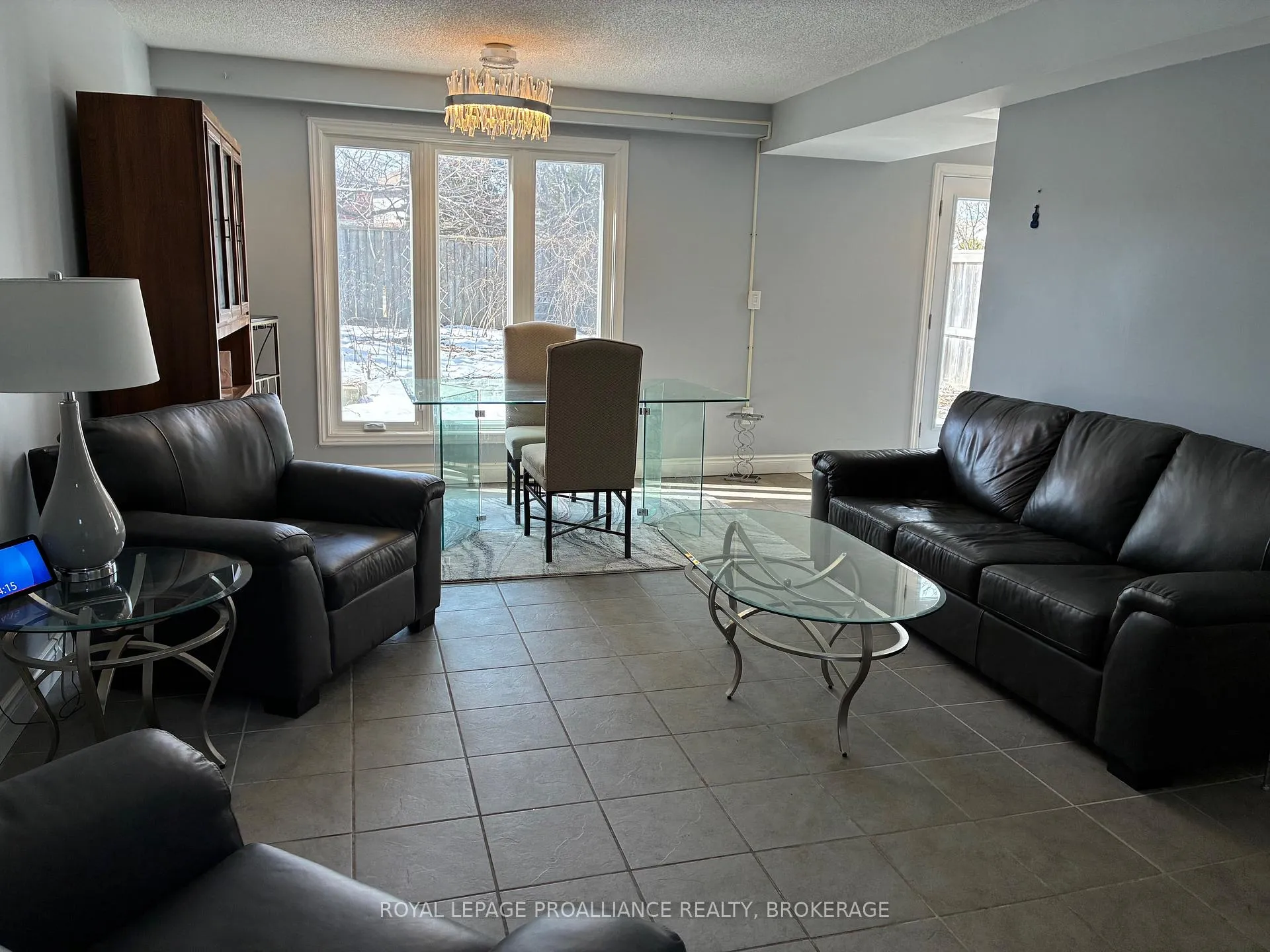 Photo 6 of 1059 Springfield Drive, Kingston, City Southwest — HOMEH