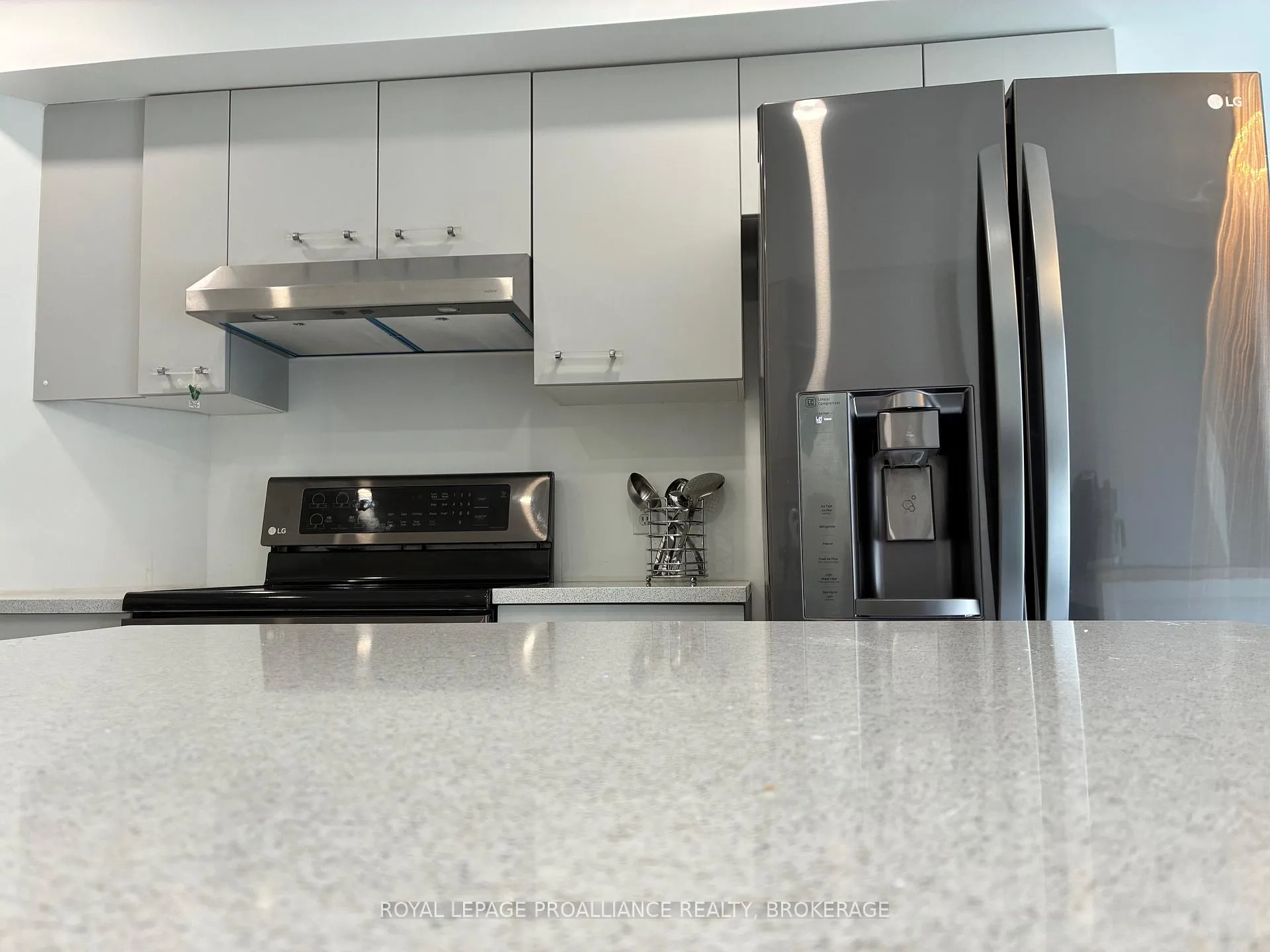 Photo 15 of 1059 Springfield Drive, Kingston, City Southwest — HOMEH